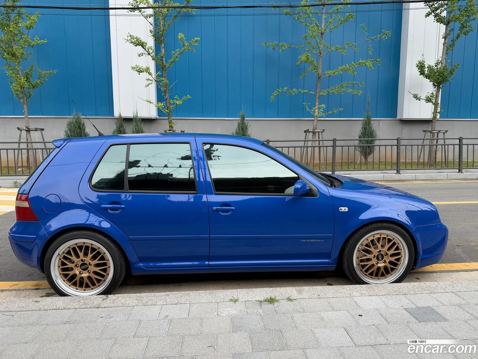 Volkswagen Golf 2000 — 17