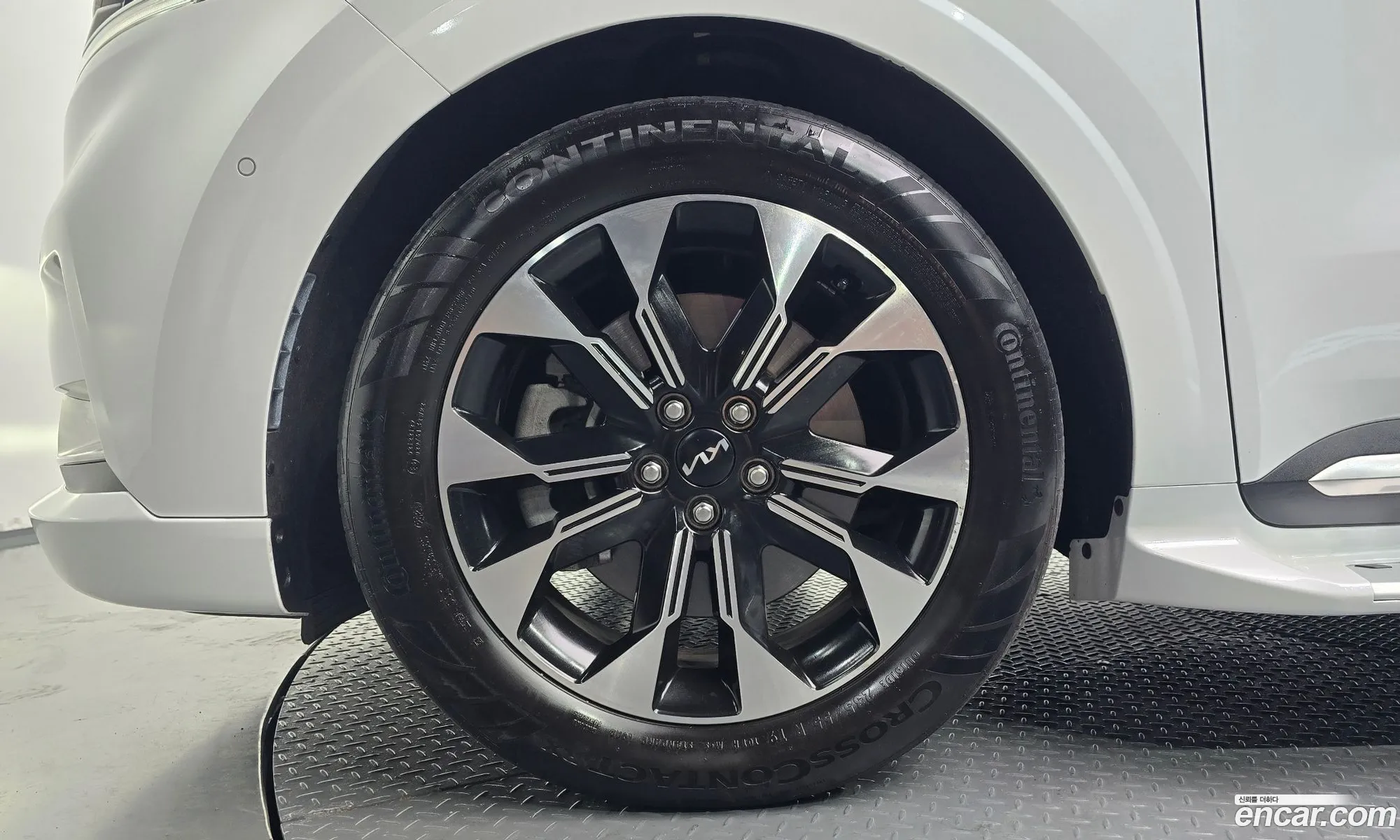Kia Carnival 2022 KNANE813BPS204861 — 13