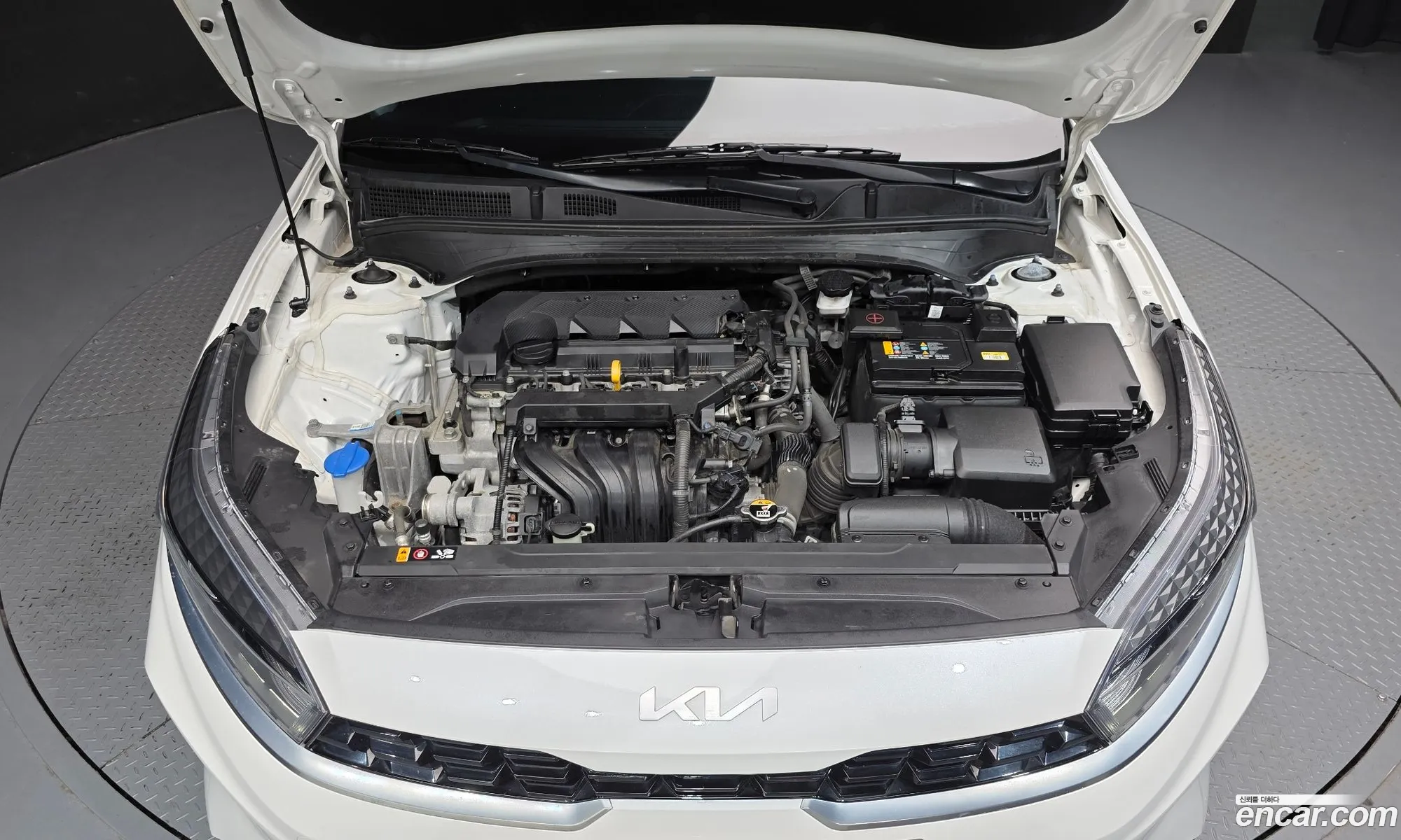 Kia K3 2022 — 9