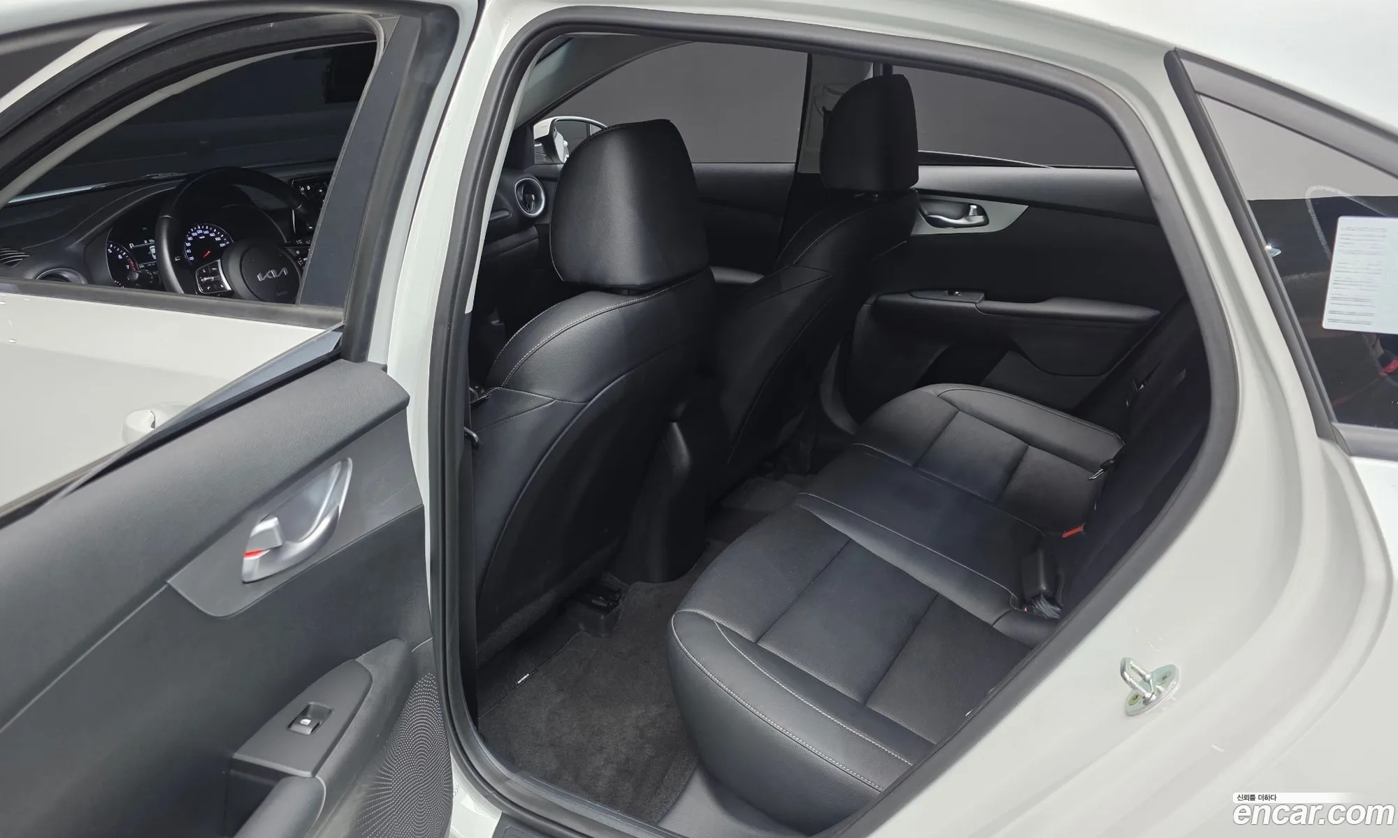 Kia K3 2022 — 24