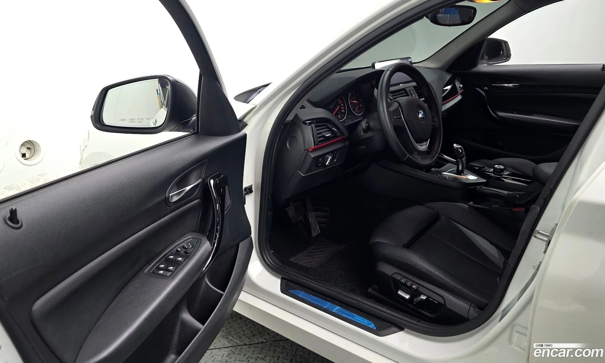 BMW 1 Series 2017 WBA1S5106HV805829 — 9
