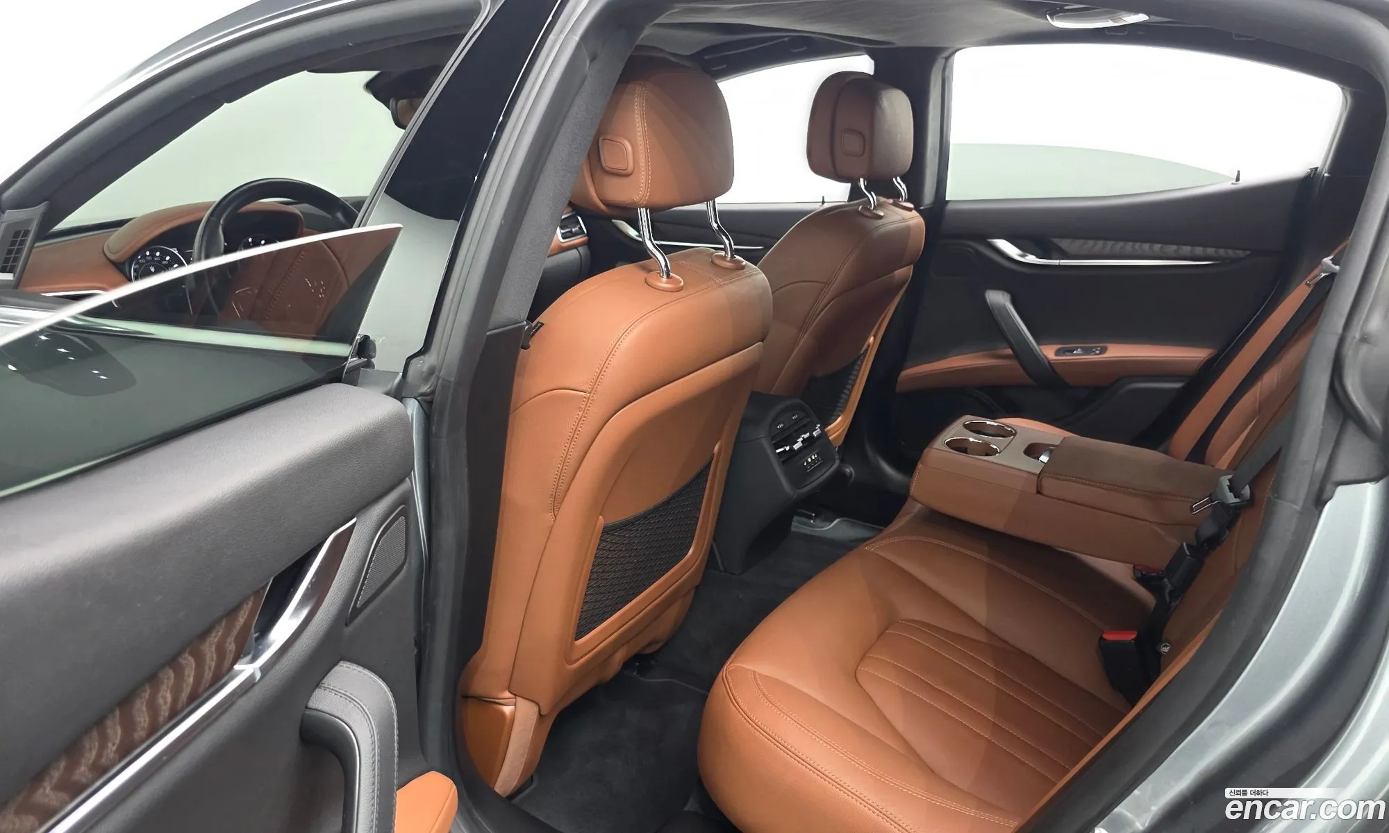 Maserati Ghibli 2022 — 27