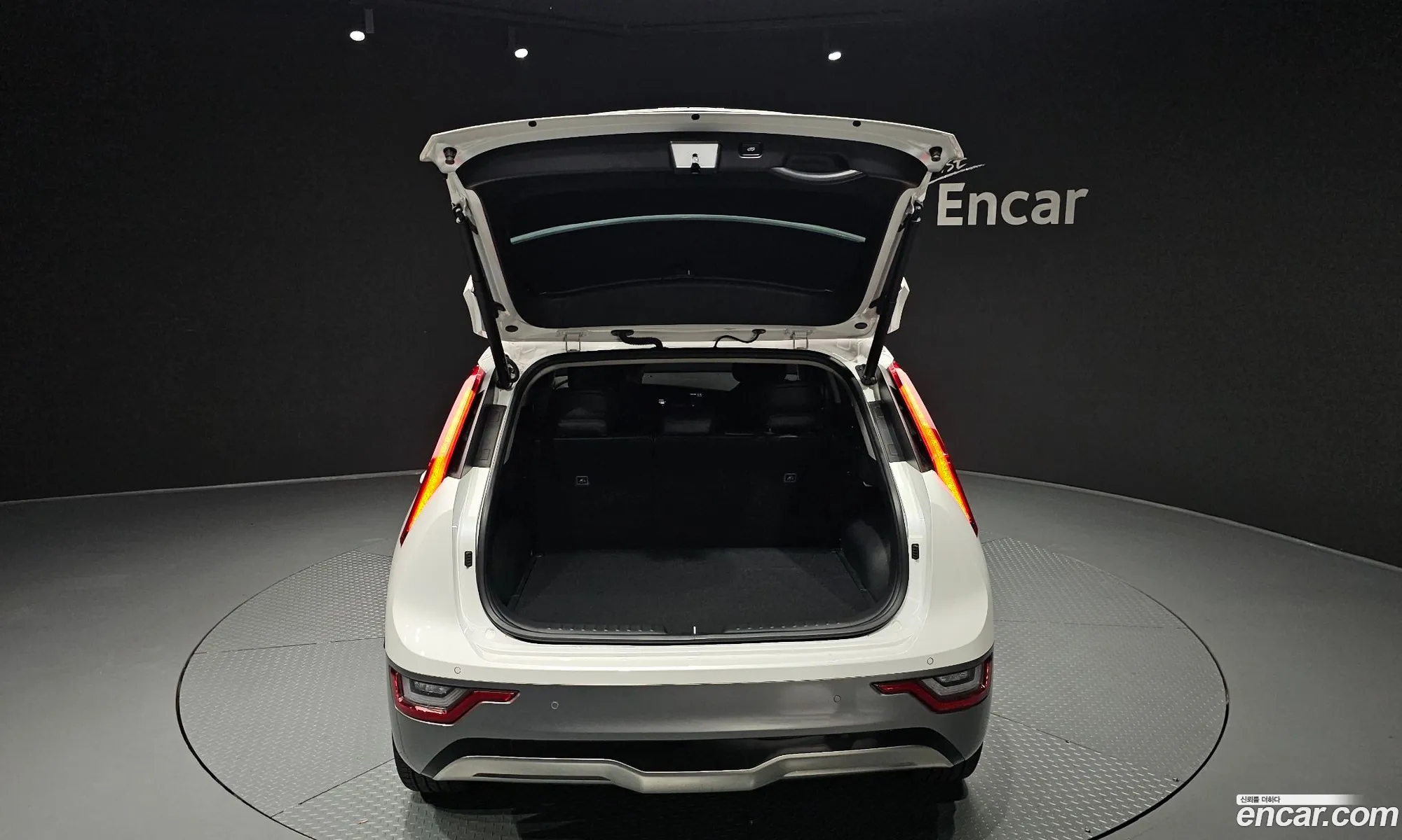 Kia Niro EV 2023 KNACR811FRA048598 — 32
