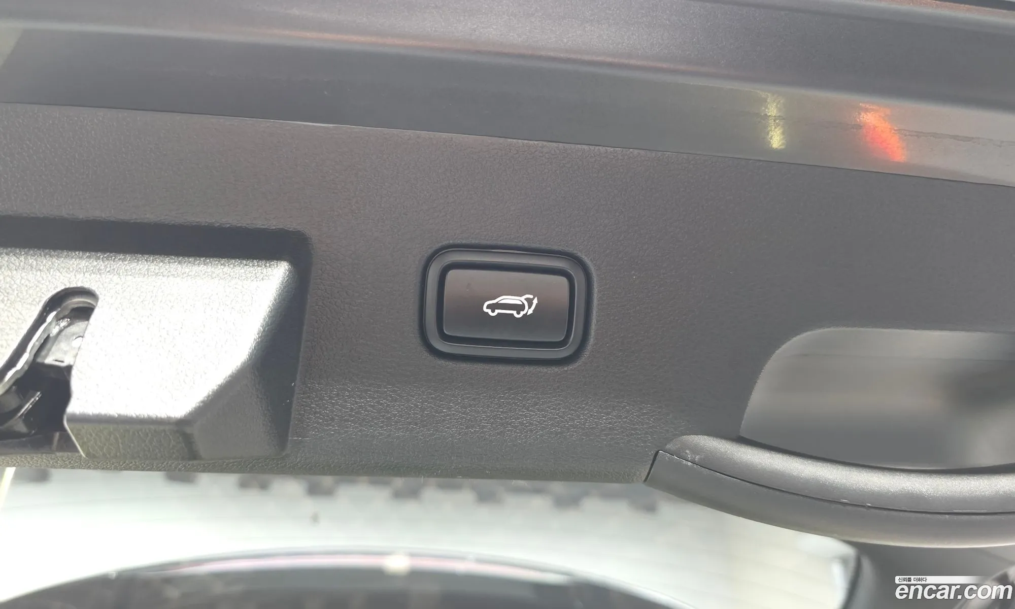 Kia Sportage Hybrid 2023 — 38