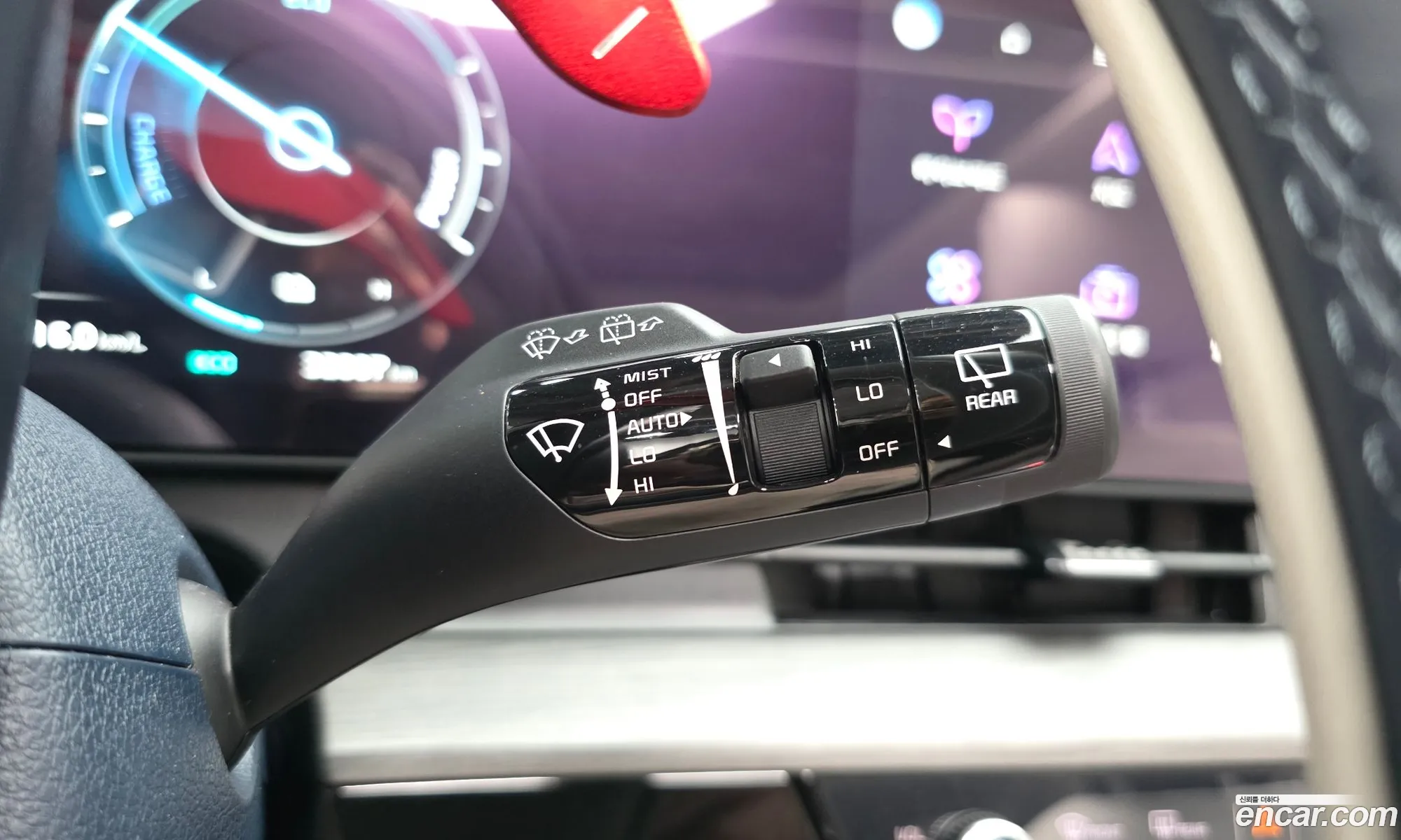 Kia Sportage Hybrid 2023 — 28