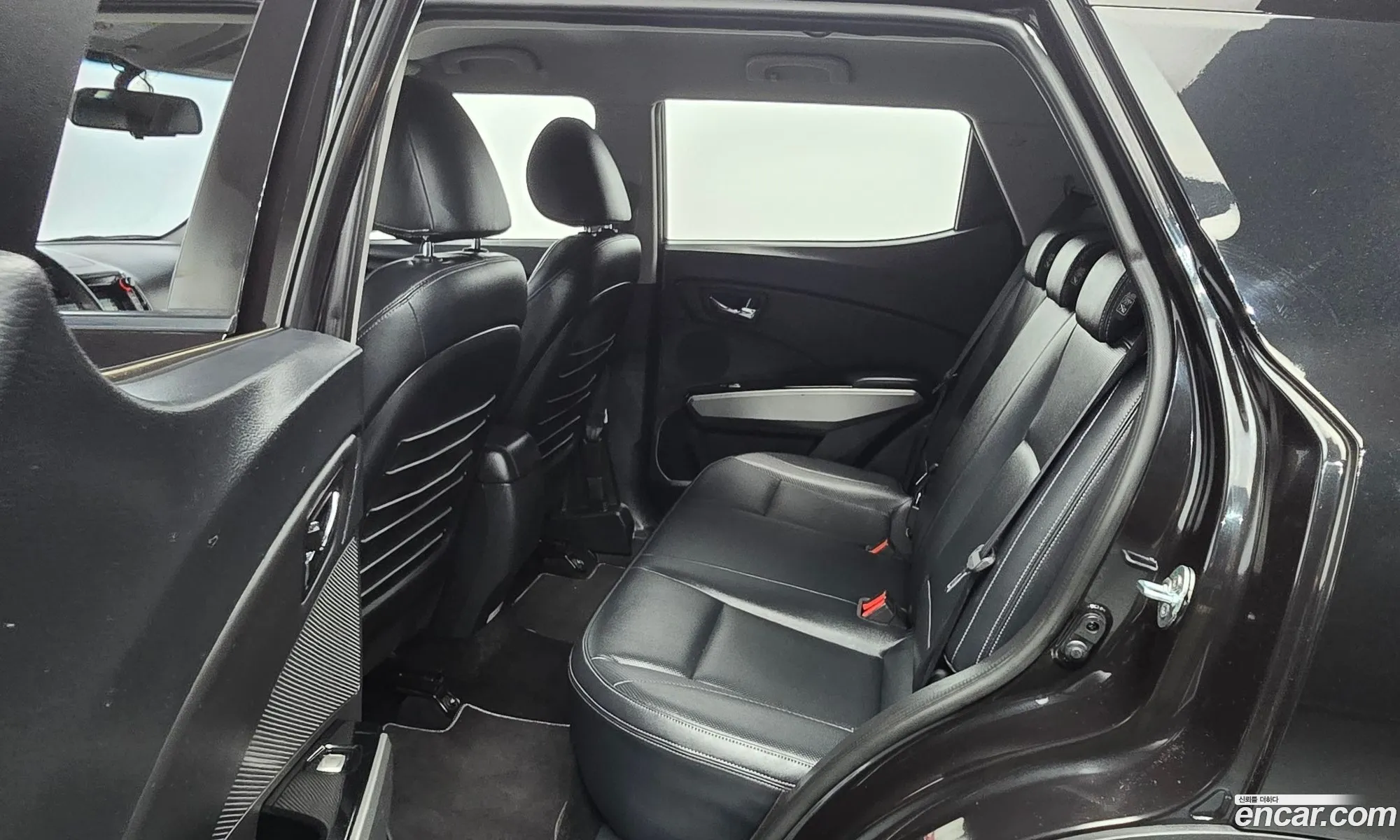 KG Mobility (SsangYong) Tivoli 2016 — 4