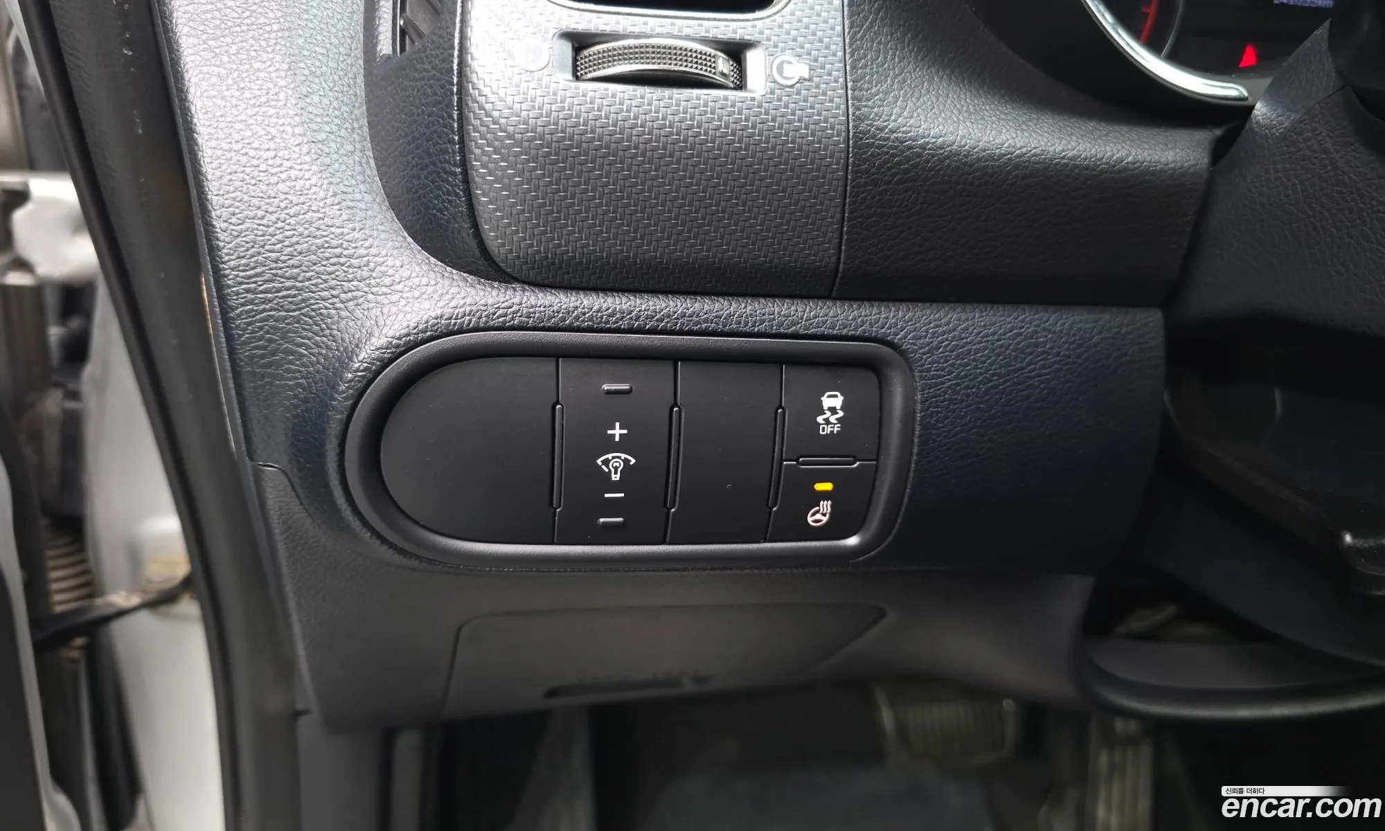 Kia K3 2016 KNAFK412BGA650296 — 16