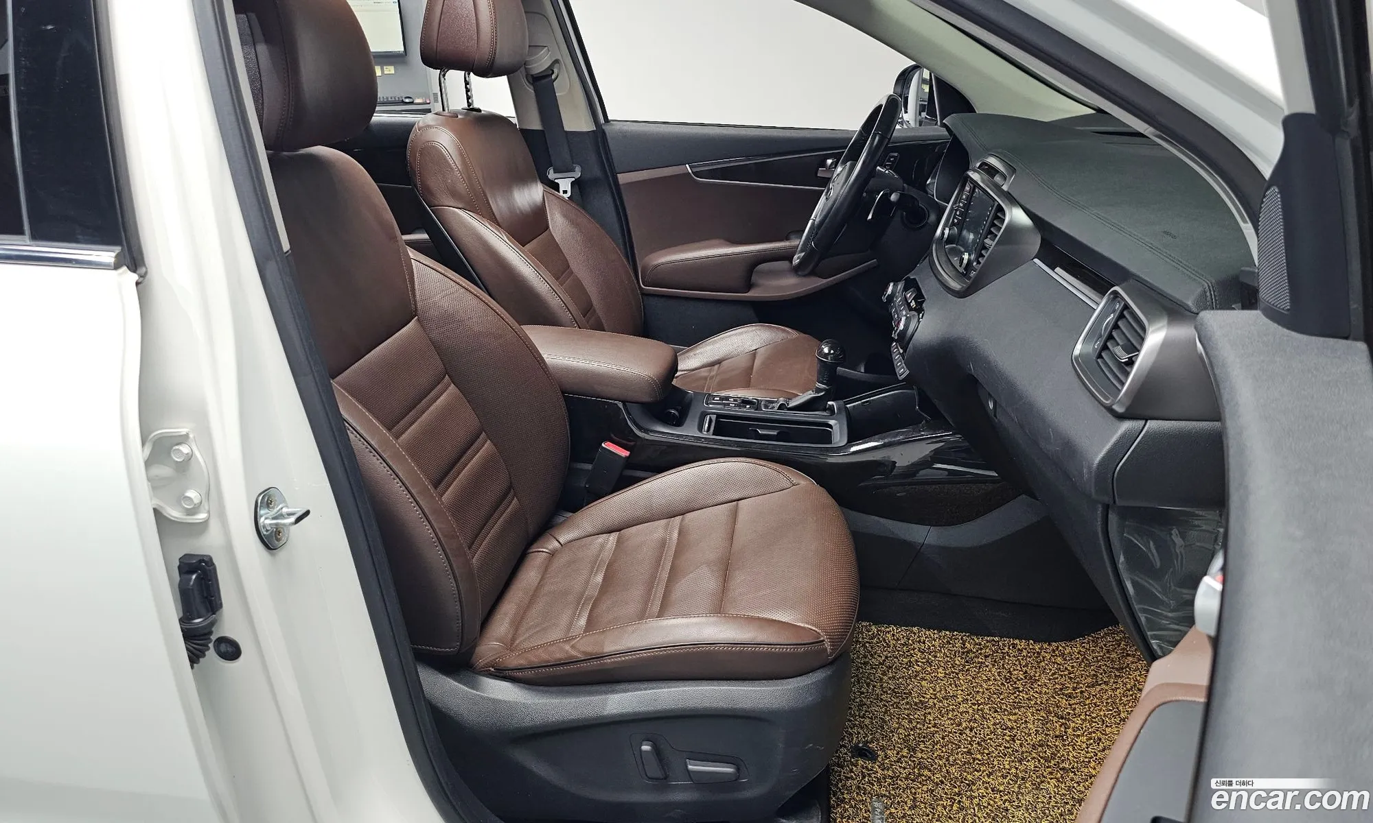 Kia Sorento 2017 — 27