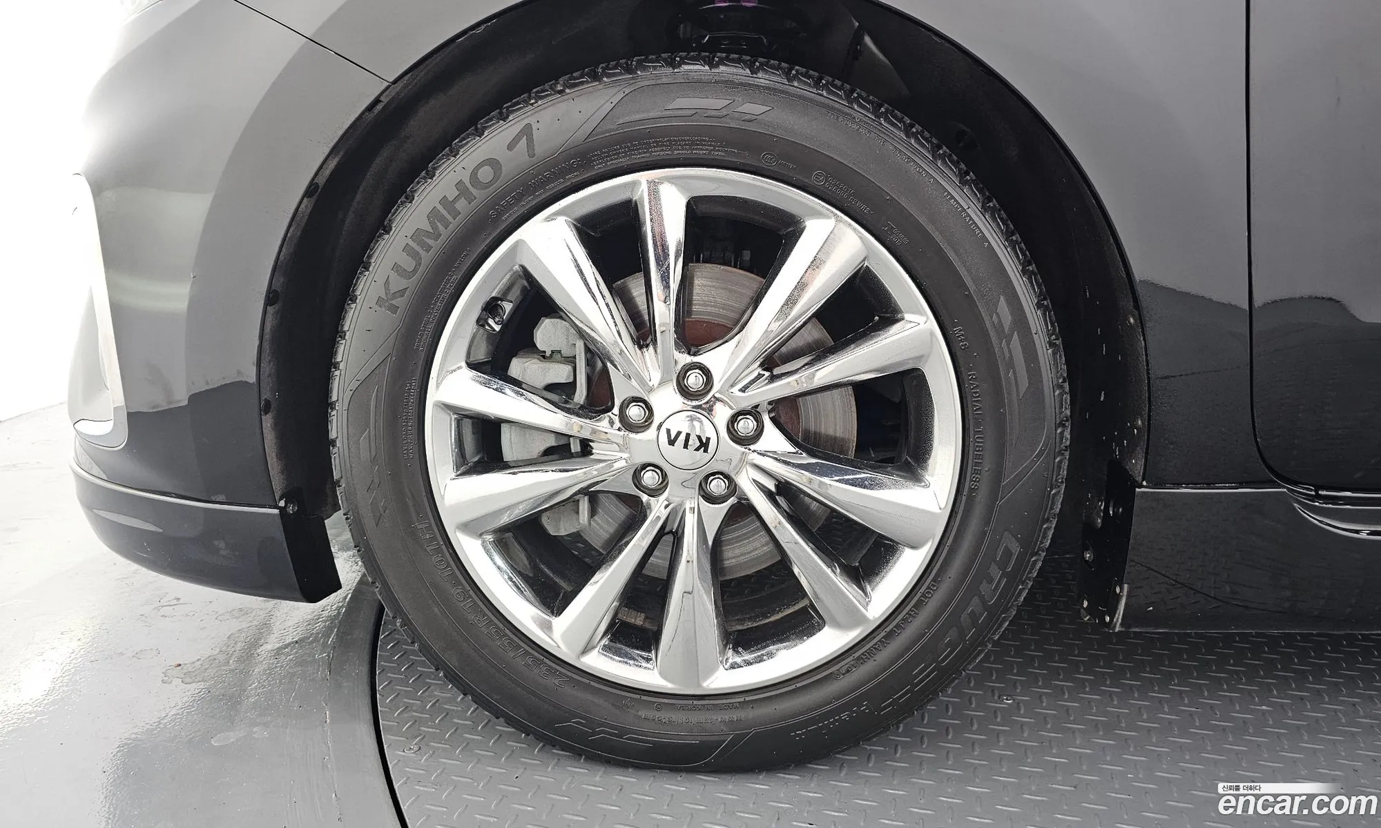 Kia Carnival 2019 KNAMB81ABKS571746 — 6