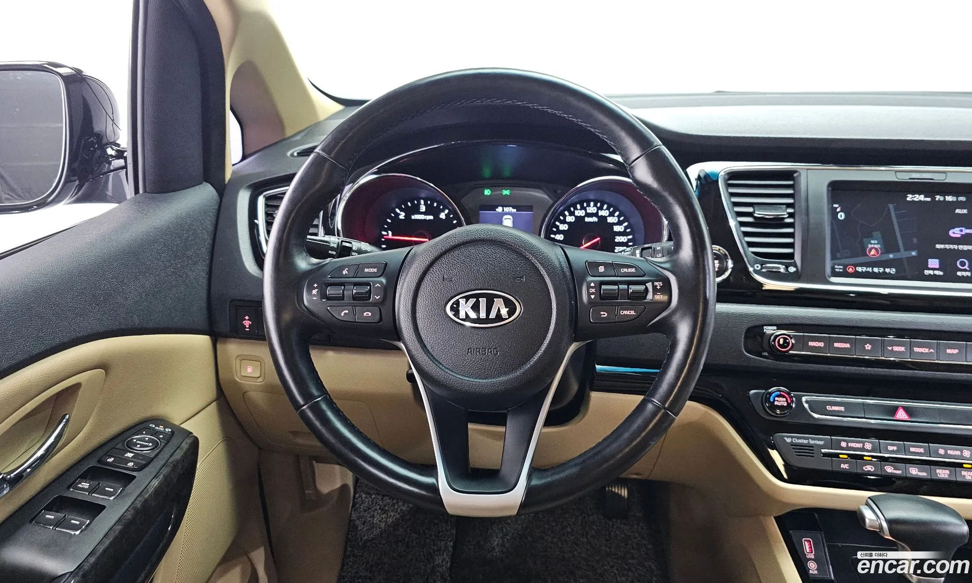Kia Carnival 2019 KNAMB81ABKS571746 — 3