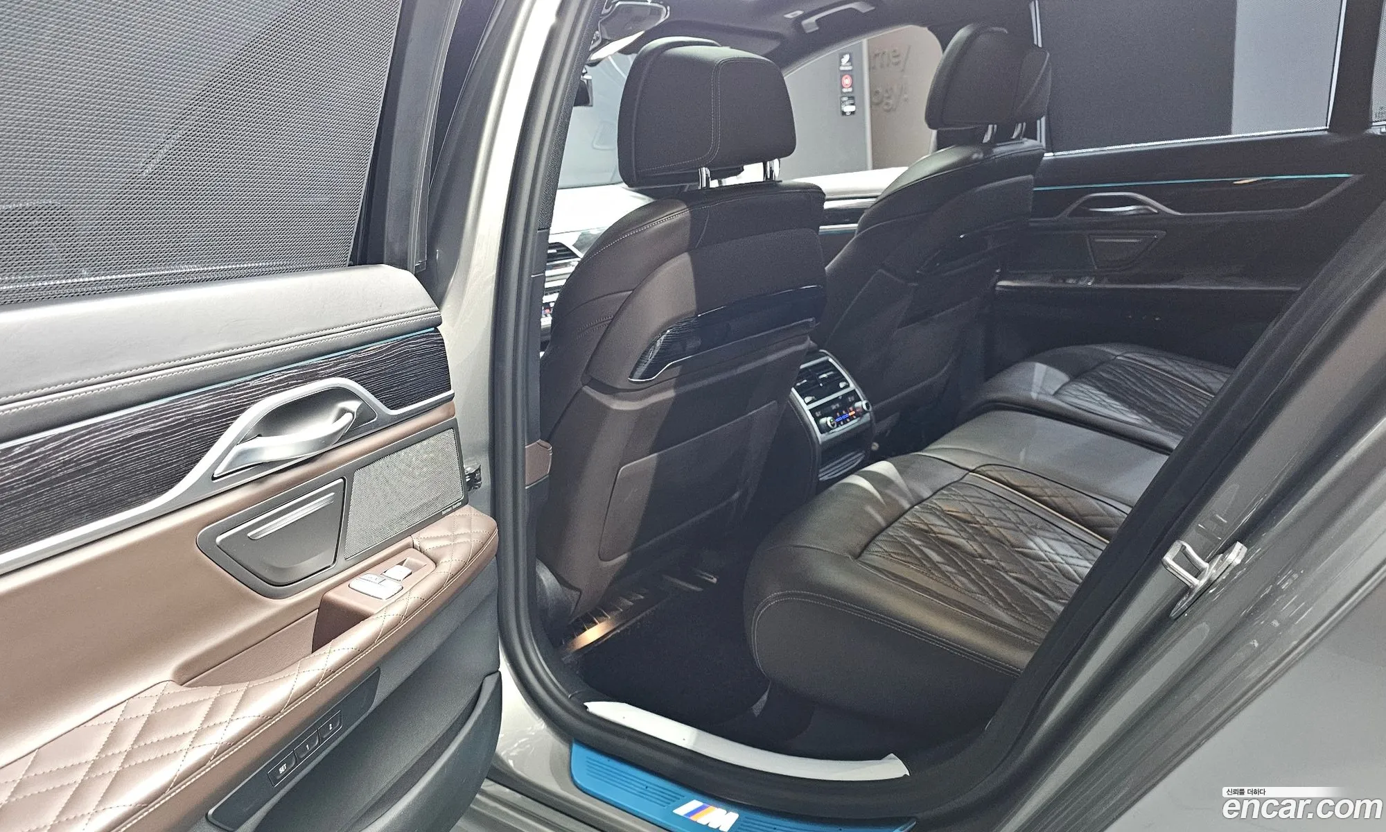 BMW 7 Series 2020 WBA7D6107LCE73160 — 25