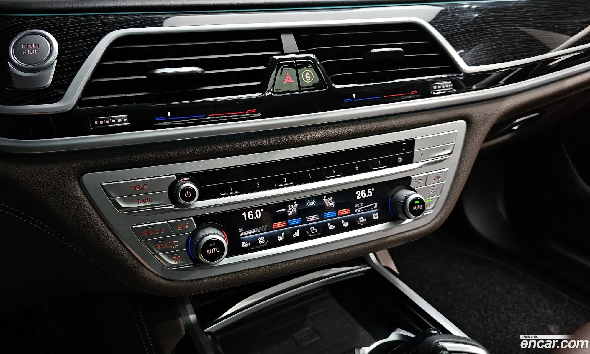 BMW 7 Series 2020 WBA7D6107LCE73160 — 24