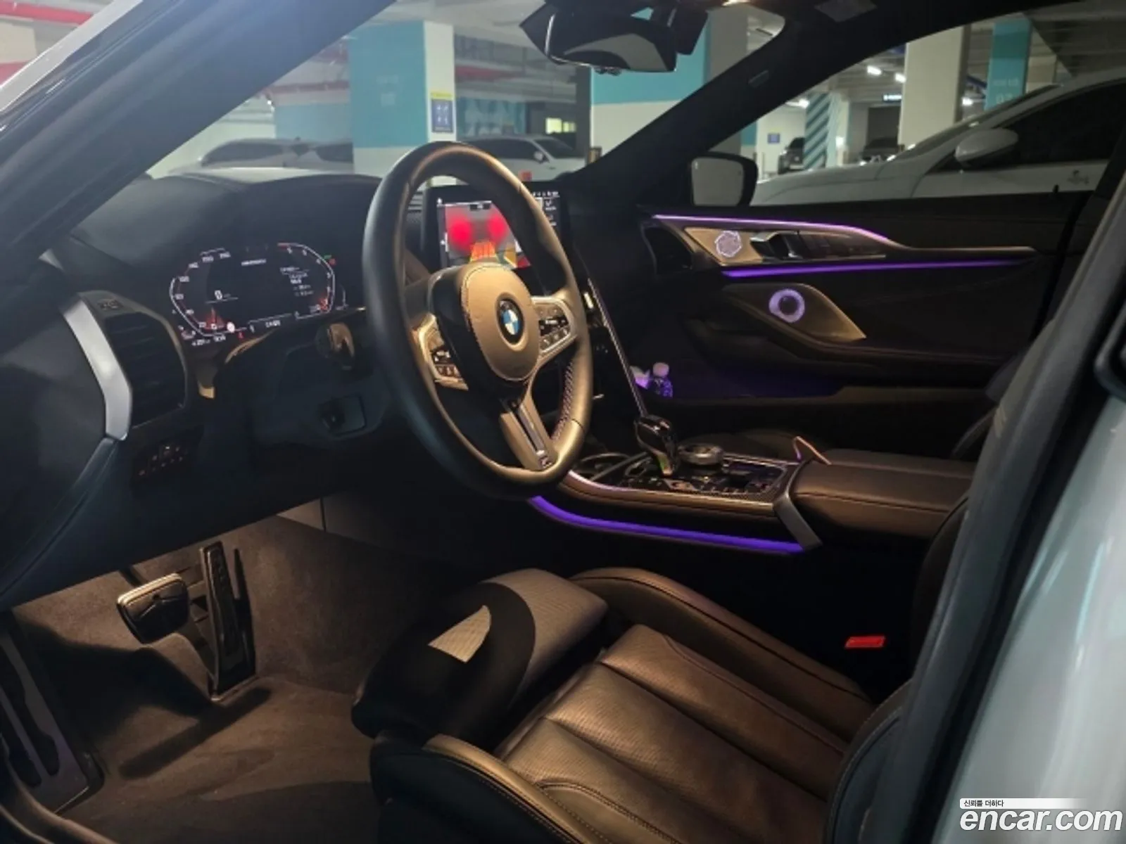BMW 8 Series 2025 — 6