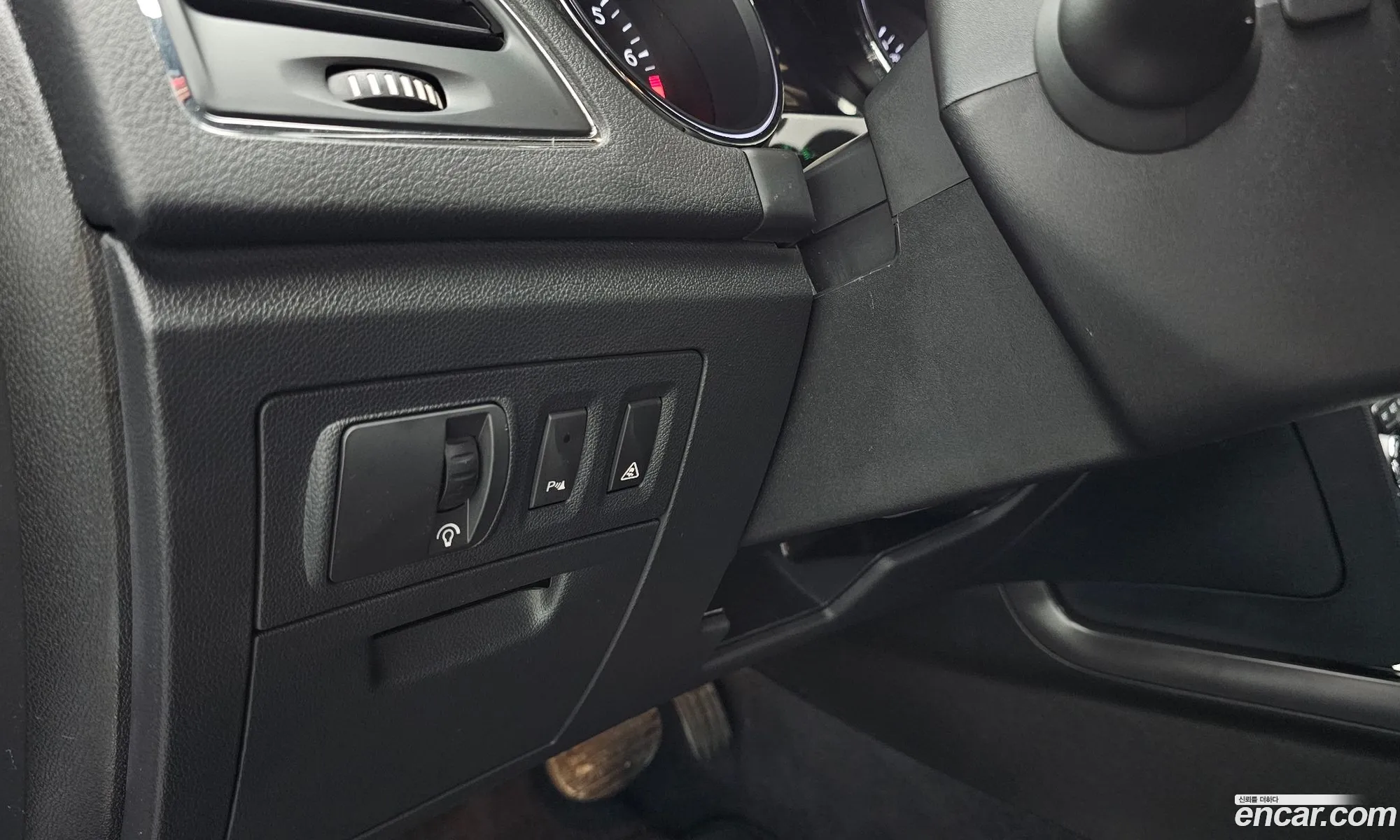 Renault Korea (Samsung) SM7 Nova 2014 KNMG4D2EMFP017908 — 18