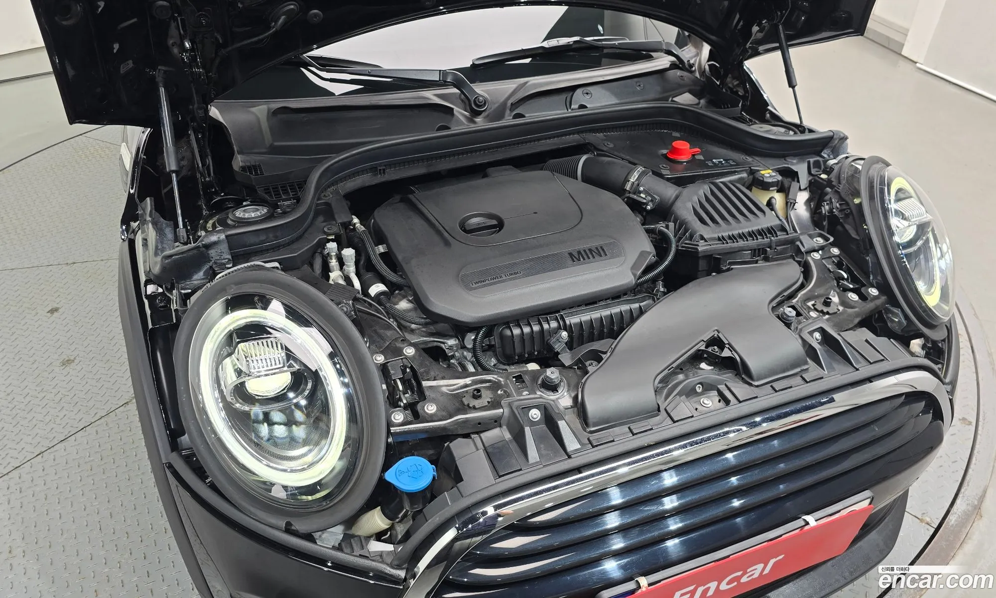 Mini Cooper 2021 WMWXV7108M2N86123 — 25