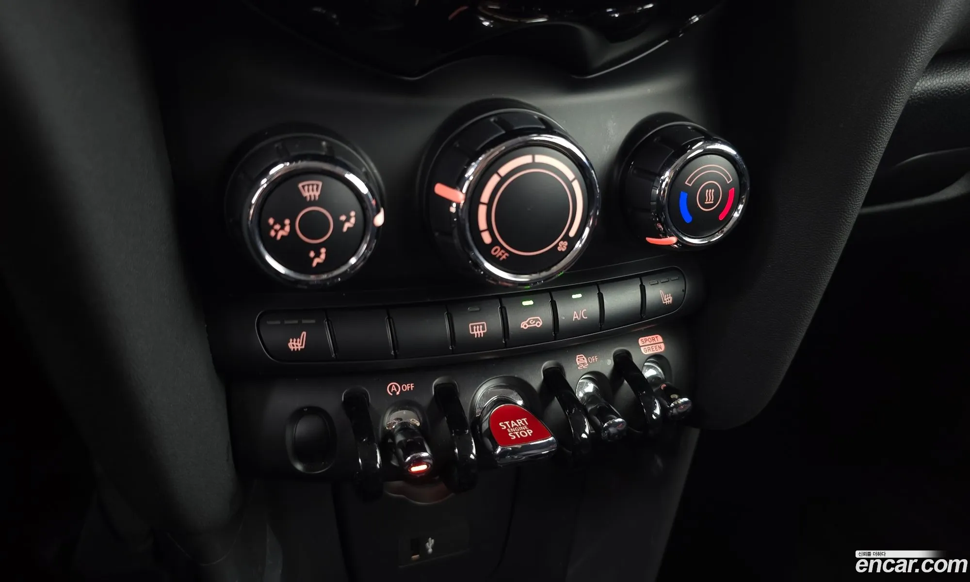 Mini Cooper 2021 WMWXV7108M2N86123 — 5