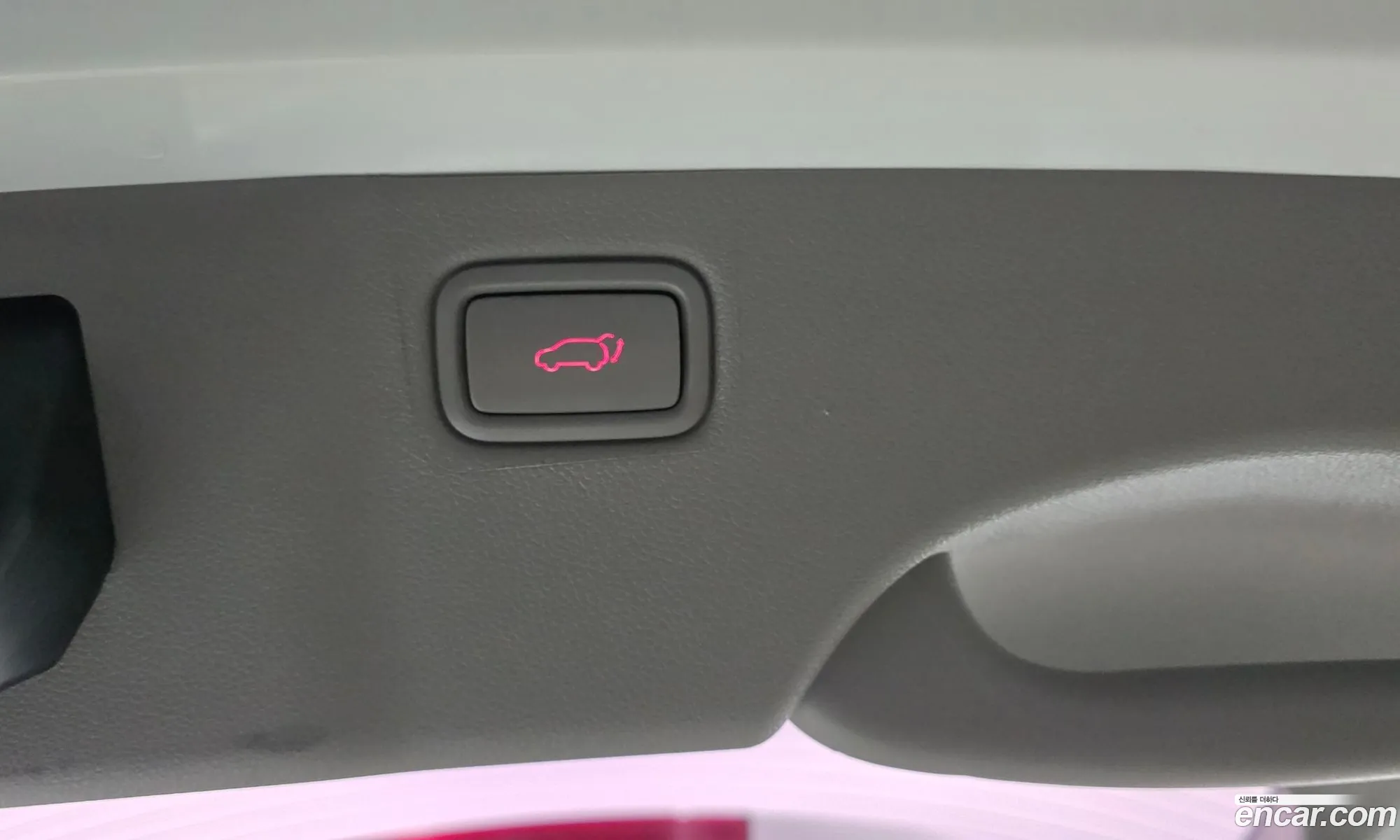 Kia Carnival 2017 KNAME81ABHS339572 — 2