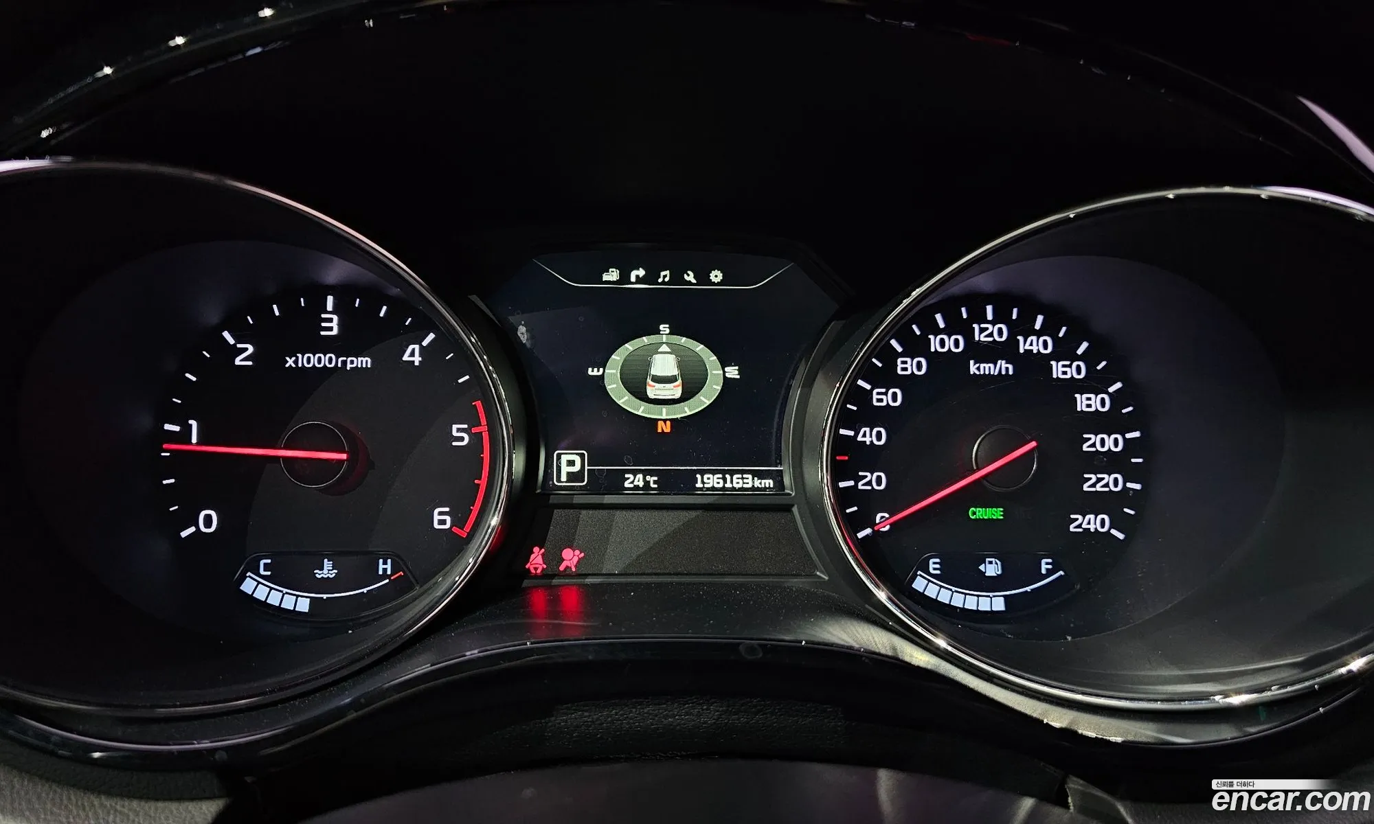 Kia Carnival 2017 KNAME81ABHS339572 — 6