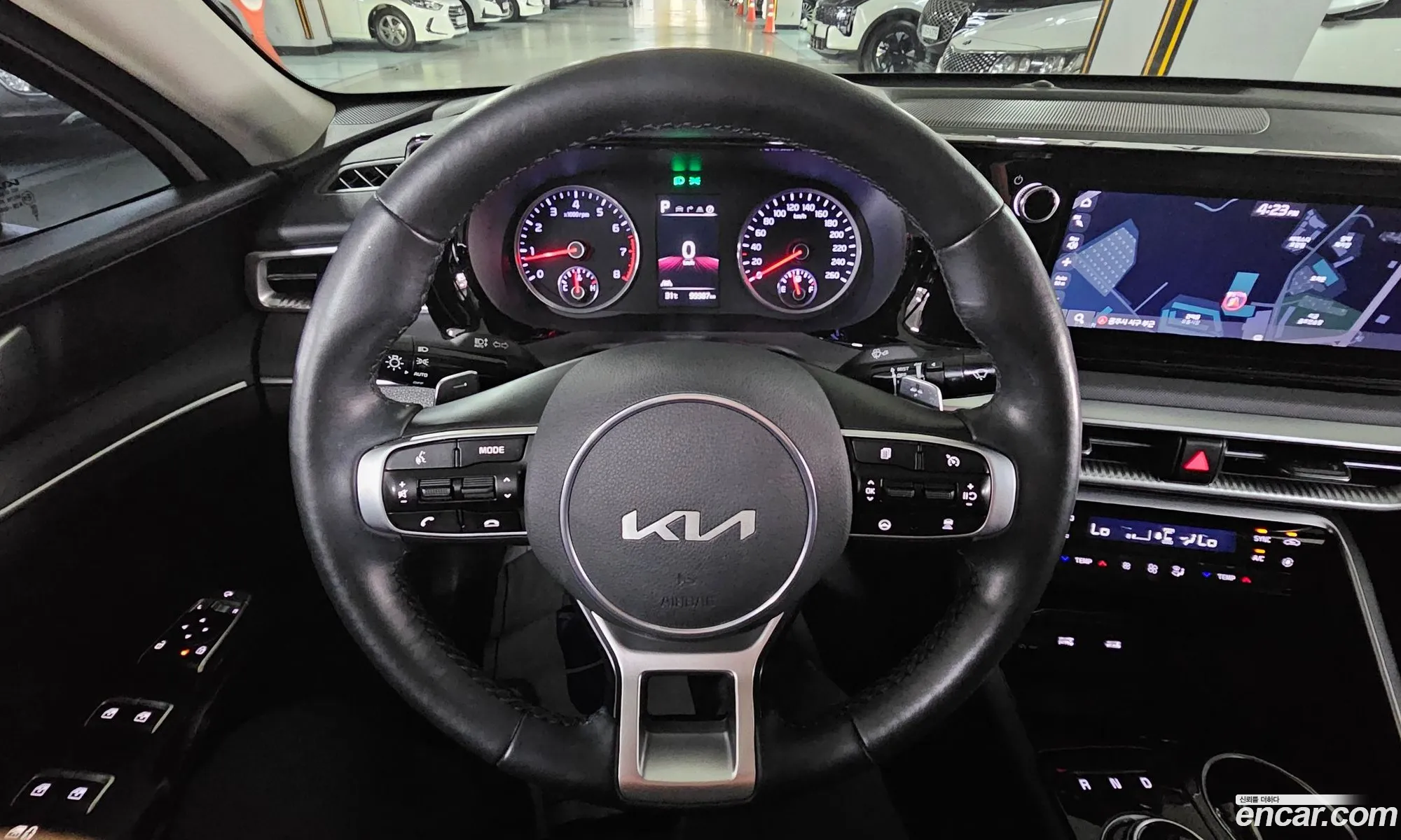Kia K5 2021 — 4