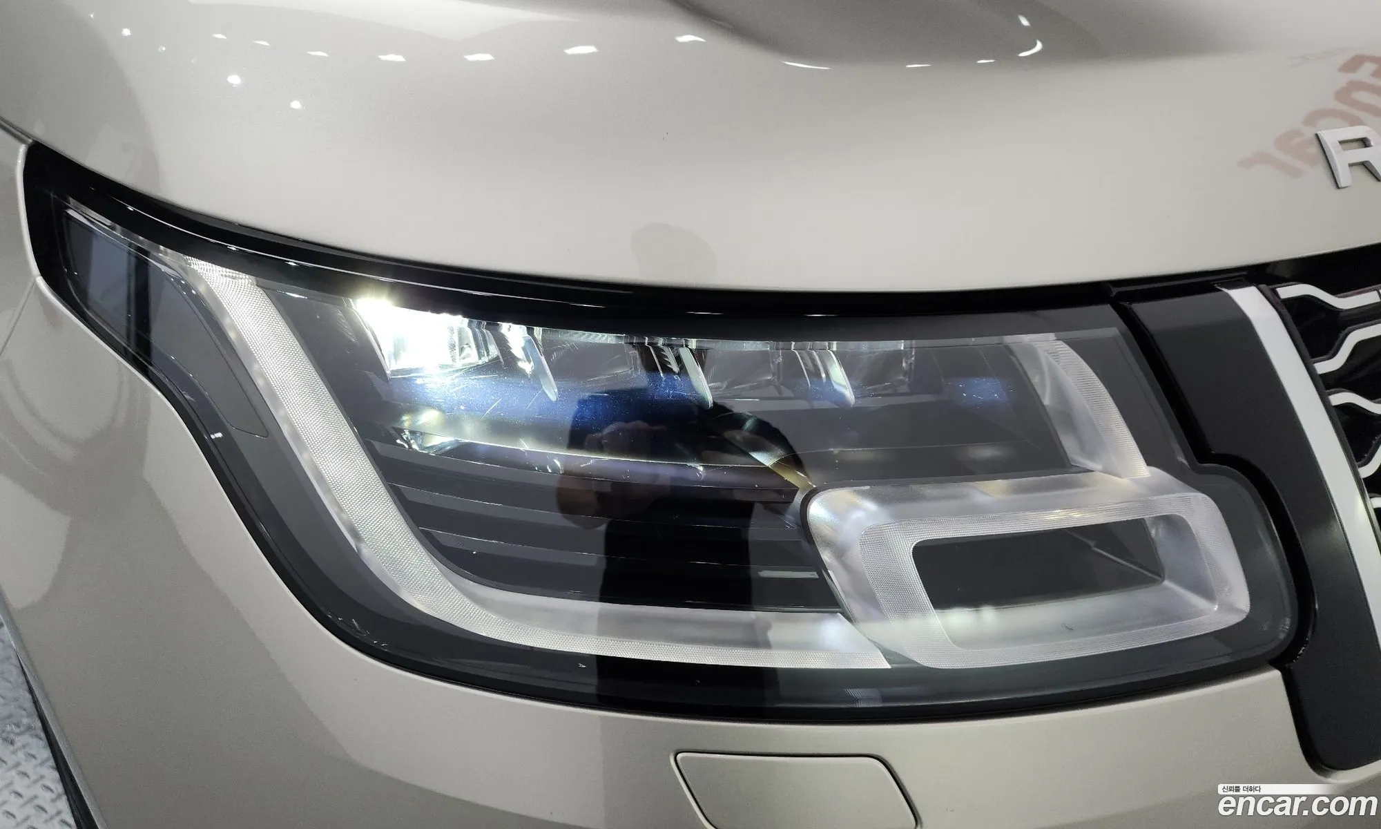 Land Rover Range Rover 2020 SALGA3BJ6LA598511 — 24