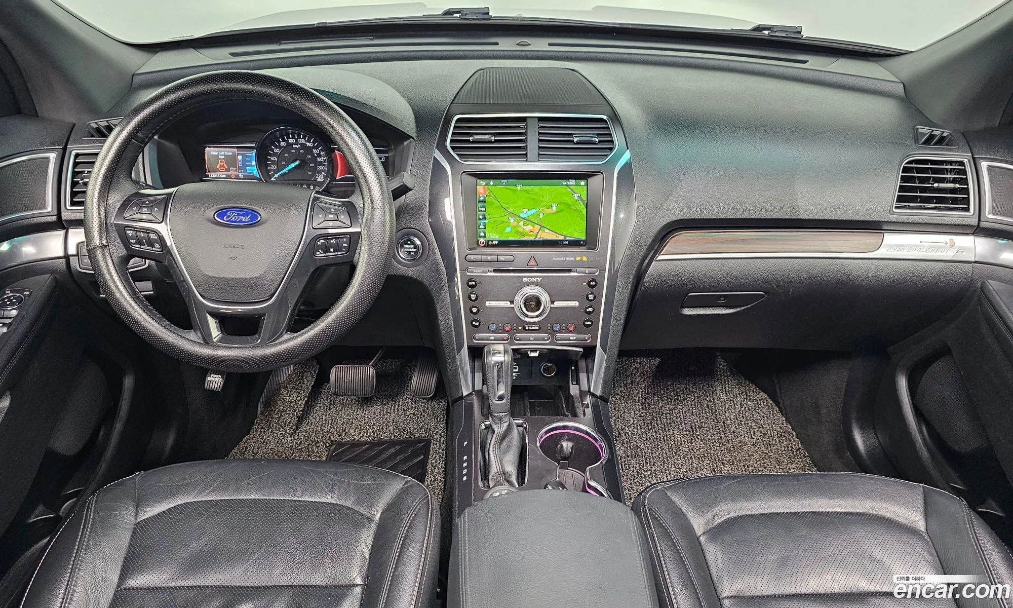 Ford Explorer 2016 1FM5K8FH5GGD08144 — 16