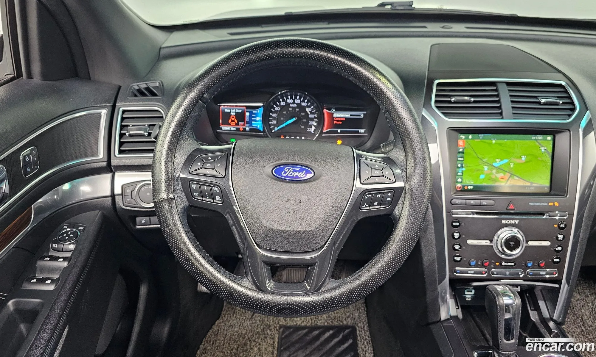 Ford Explorer 2016 1FM5K8FH5GGD08144 — 3
