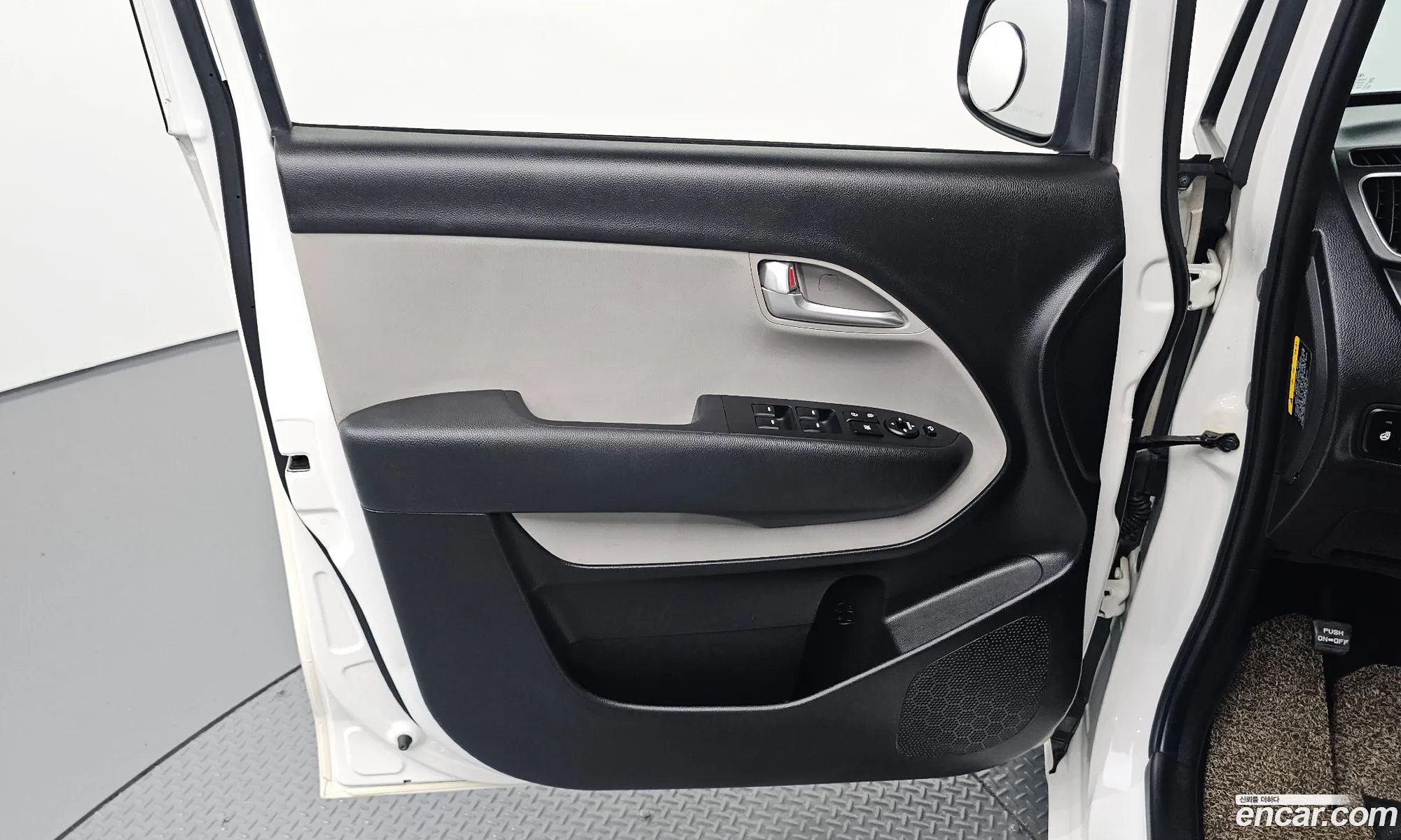 Kia Ray 2016 KNACG811BGT143937 — 9