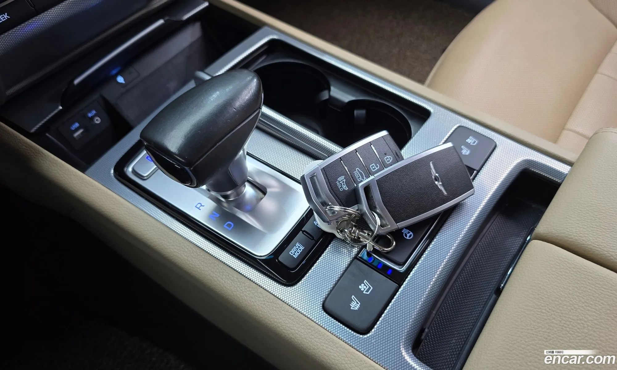 Genesis G80 2017 KMHGL41DDJU237500 — 23