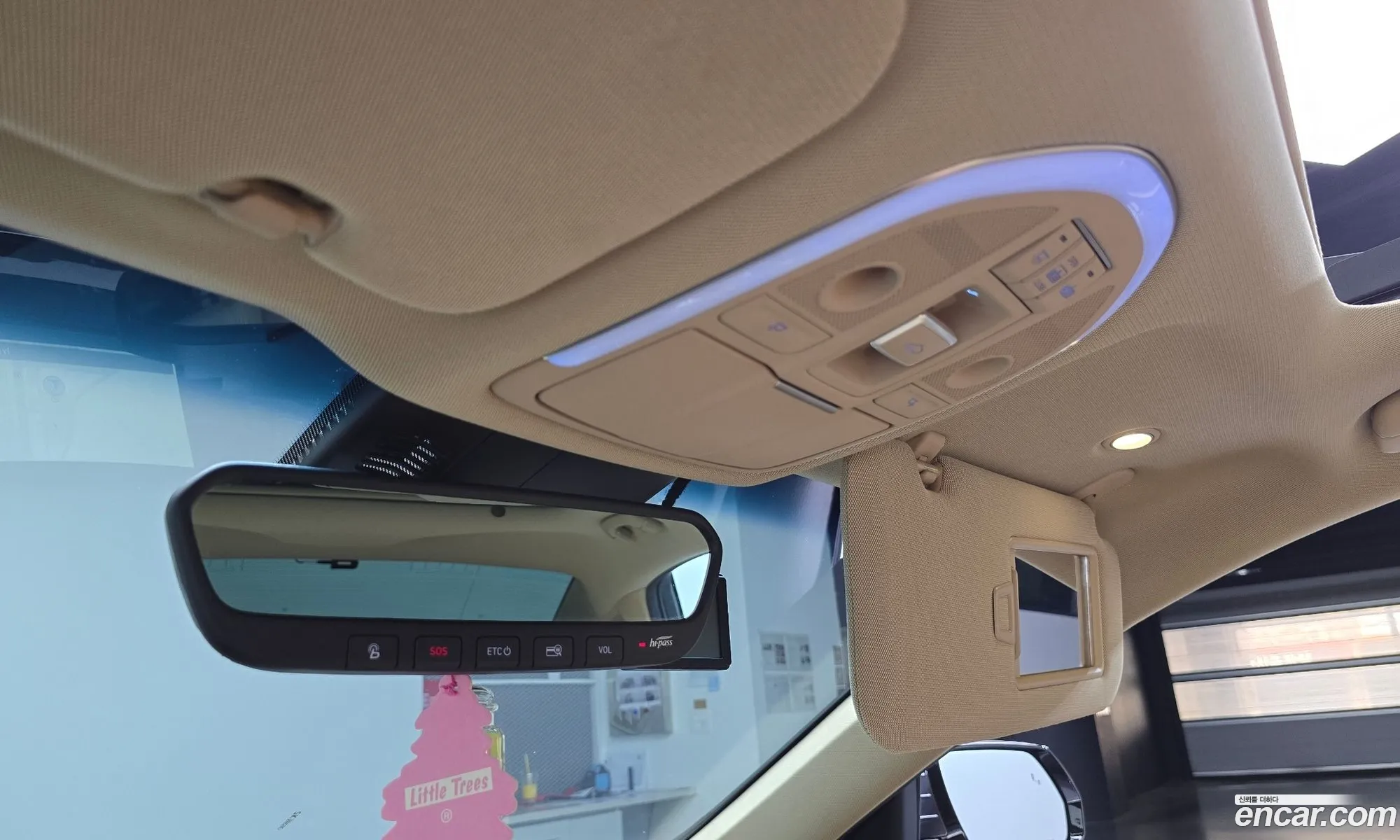 Genesis G80 2017 KMHGL41DDJU237500 — 19