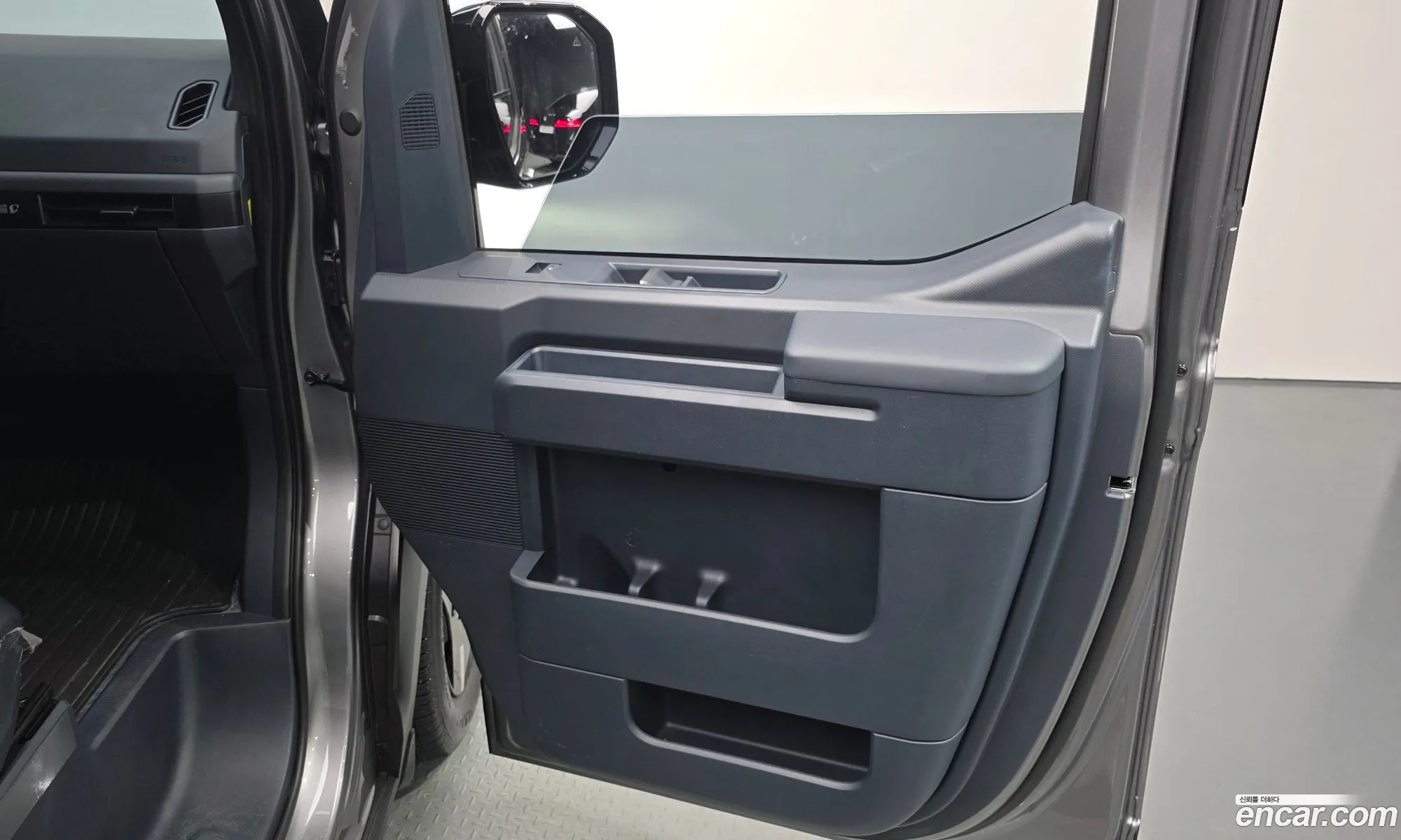 Kia PV5 2025 KNCWCX71FTA010699 — 23