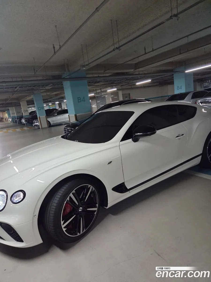 Bentley Continental GT 2023 — 4