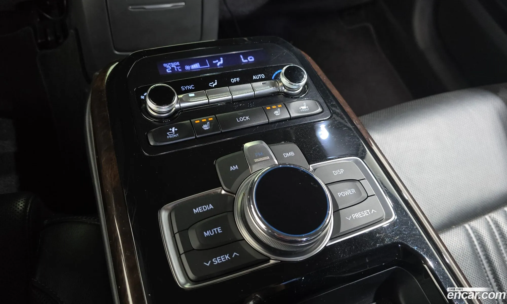 Genesis EQ900 2016 — 5