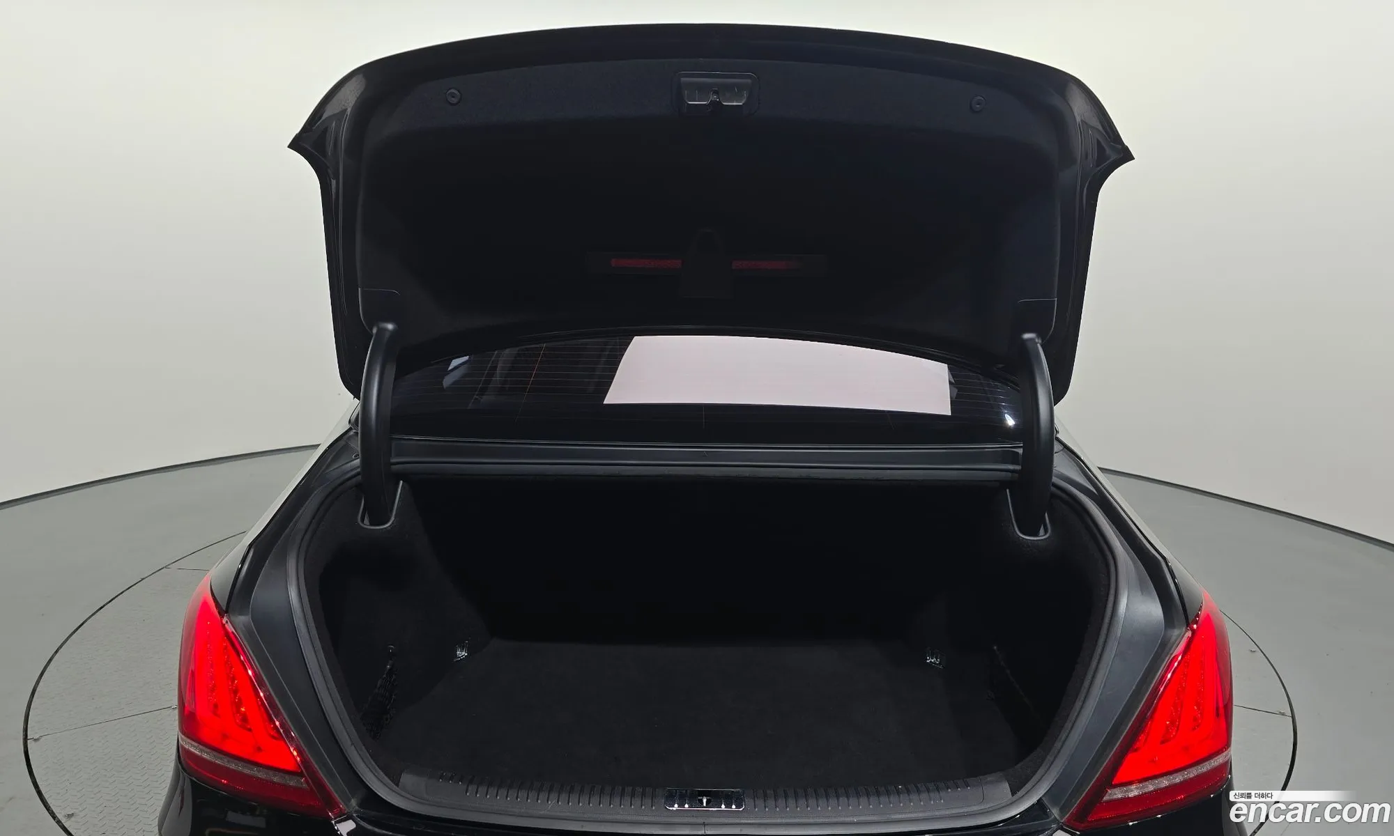 Genesis EQ900 2016 — 8