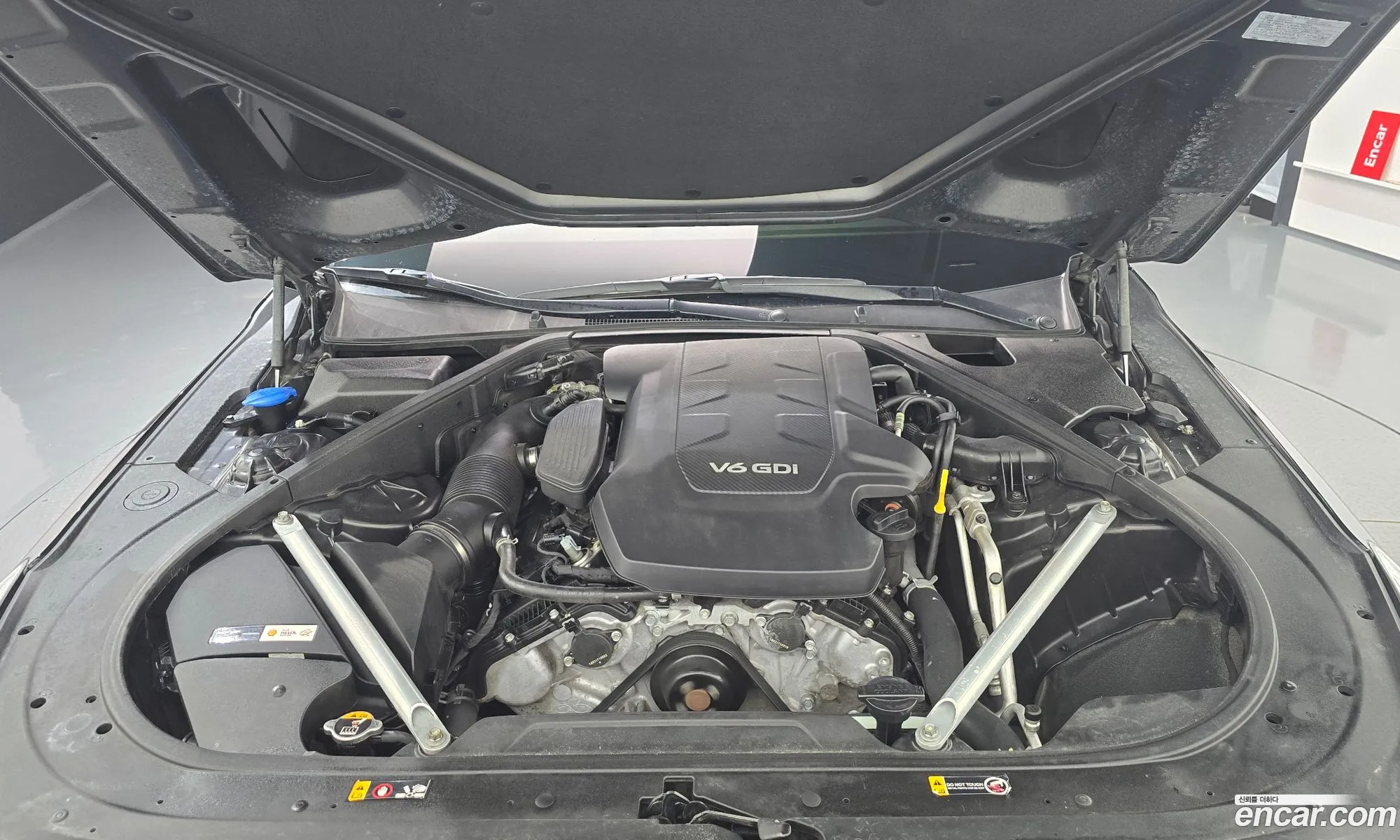 Genesis EQ900 2016 — 4