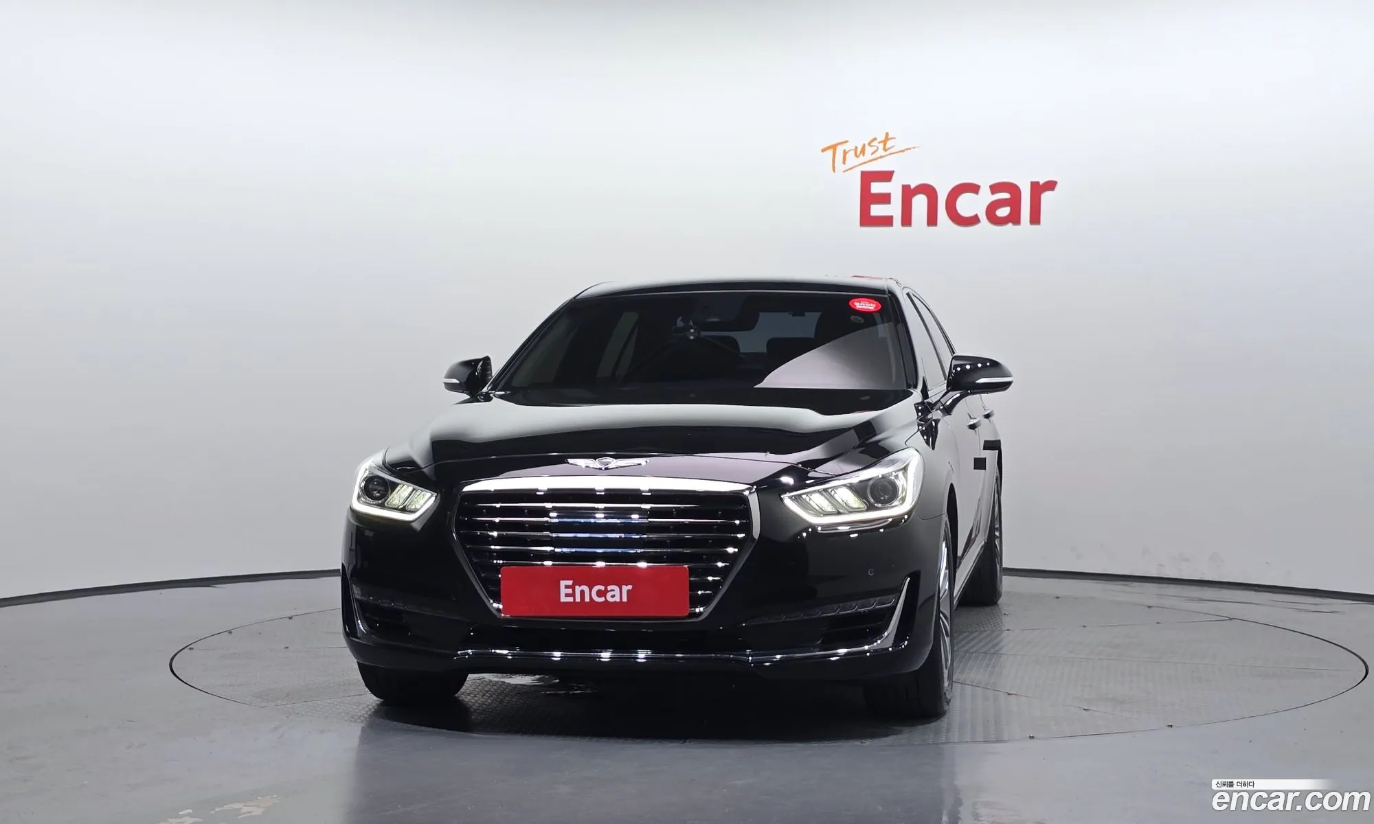 Genesis EQ900 2016 — 11
