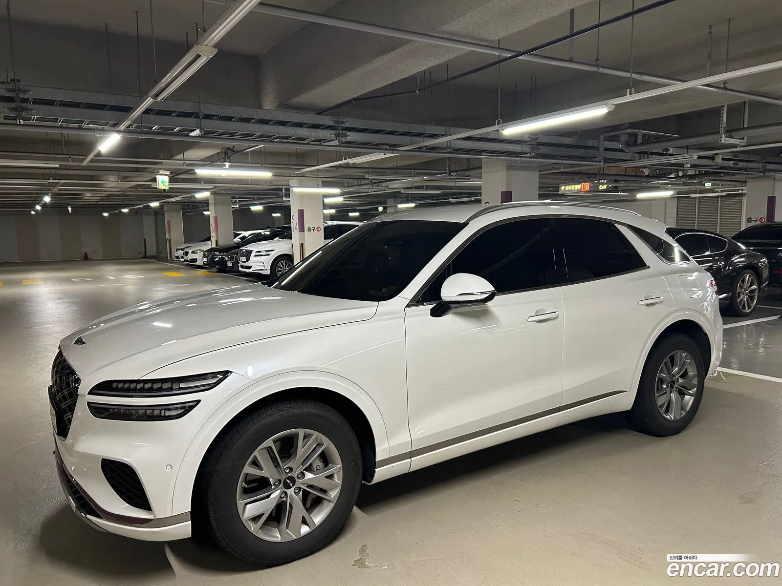 Genesis GV70 2025 — 8