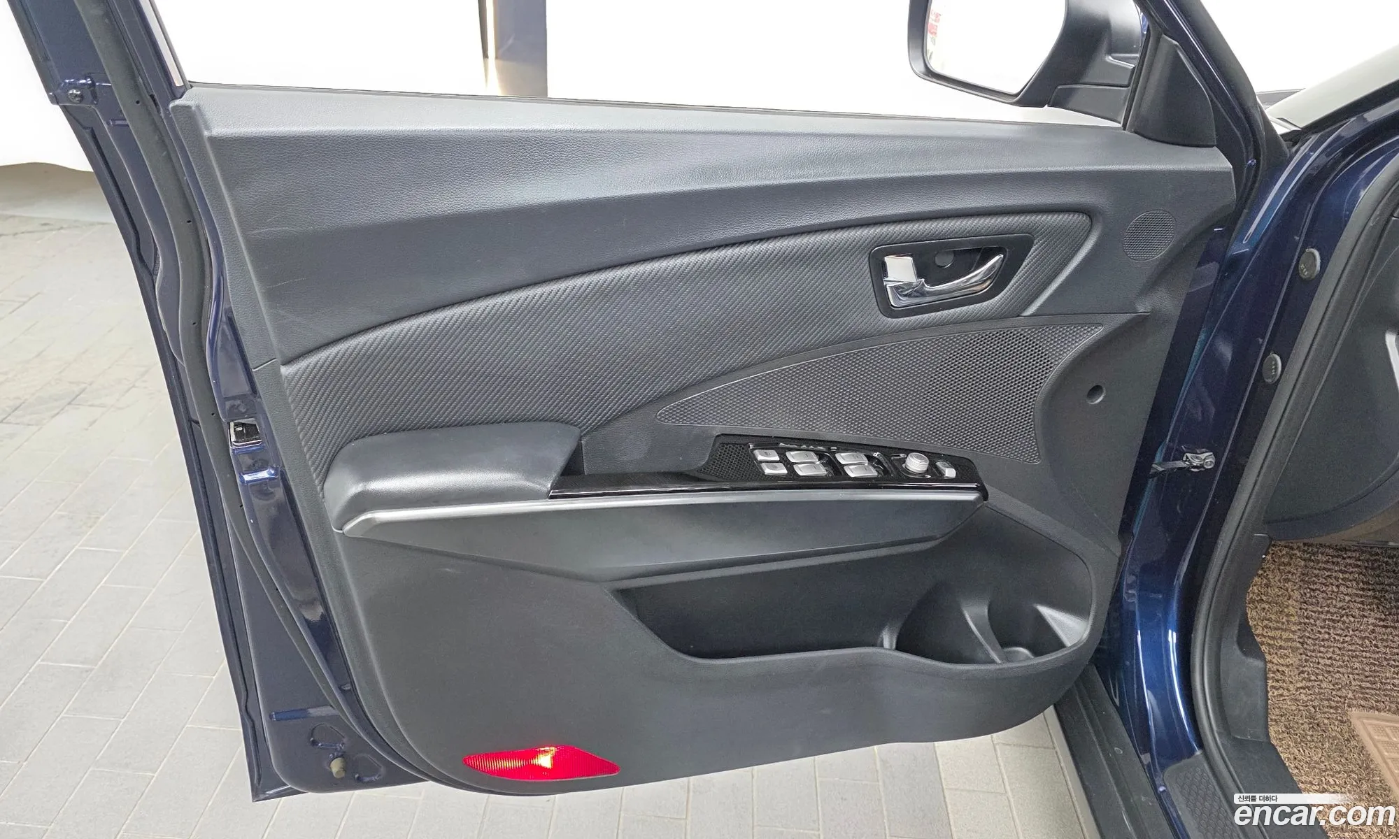 KG Mobility (SsangYong) Tivoli 2016 — 24