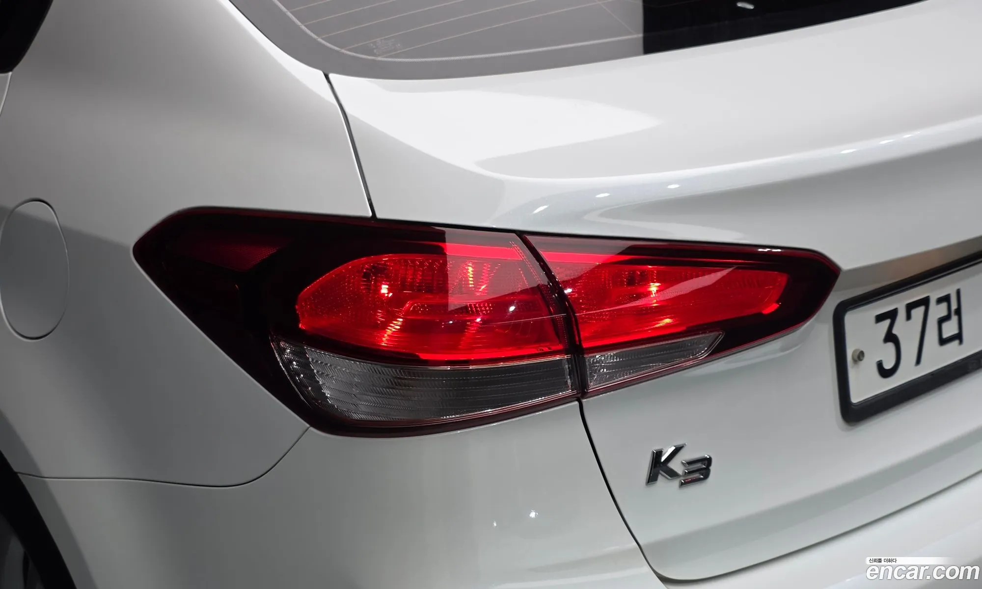 Kia K3 2016 KNAFK412BGA943803 — 20
