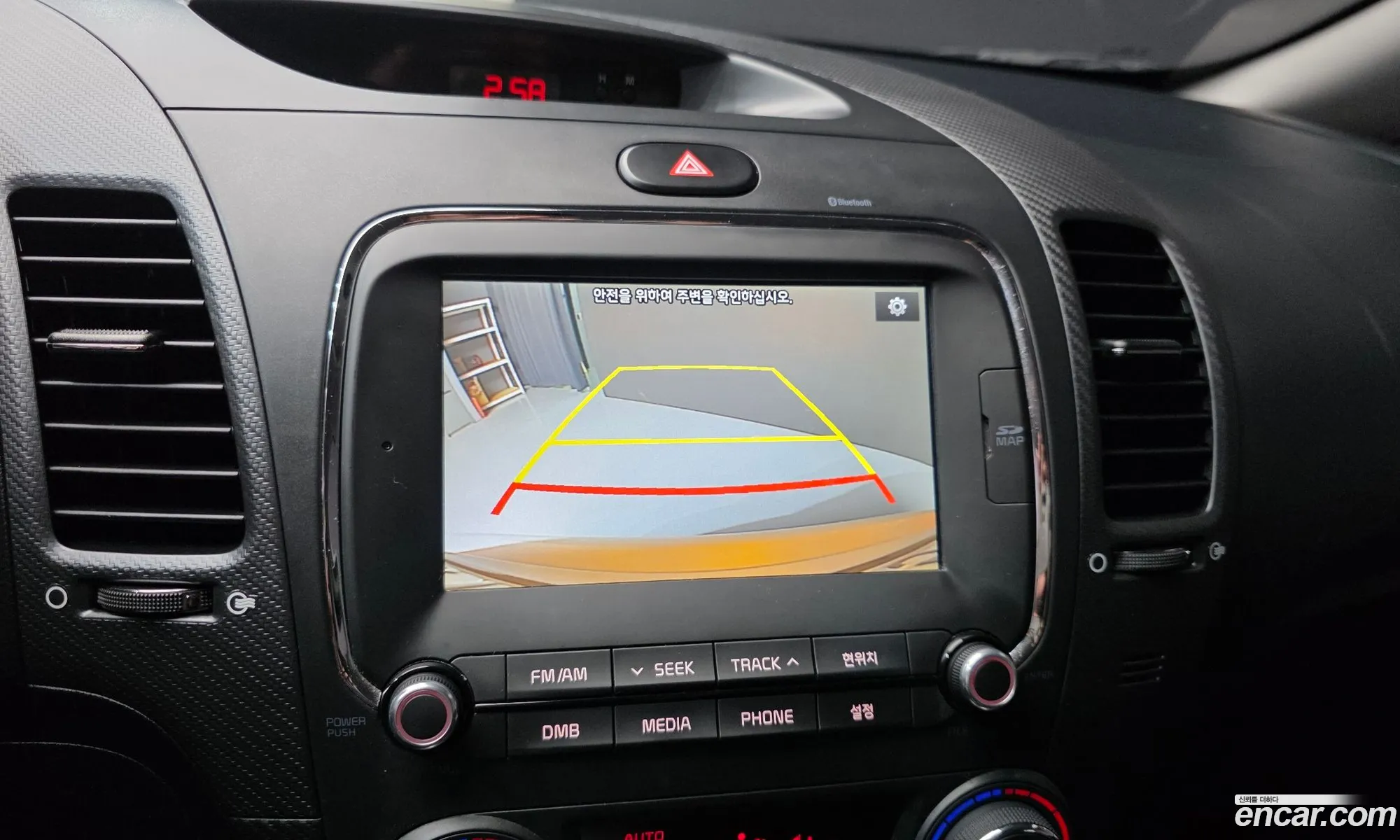 Kia K3 2016 KNAFK412BGA943803 — 16