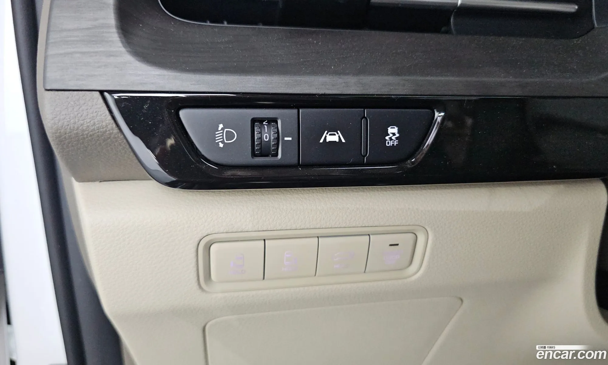 Kia Carnival 2023 KNANE813BPS279307 — 22