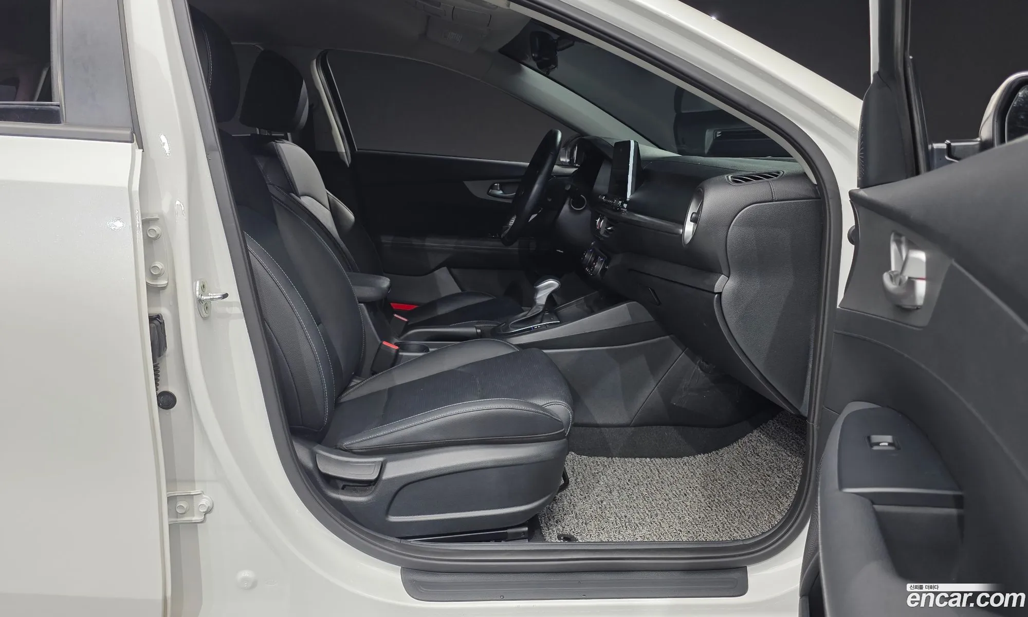 Kia K3 2019 KNAF241BELA883588 — 7