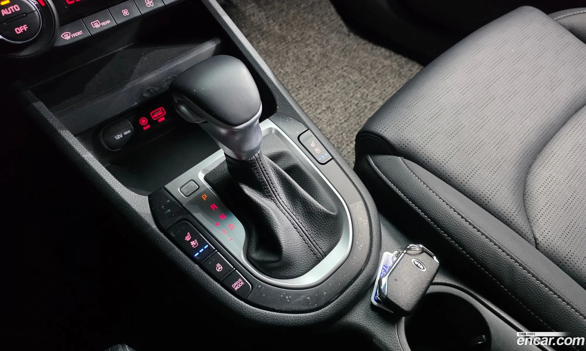 Kia K3 2019 KNAF241BELA883588 — 22