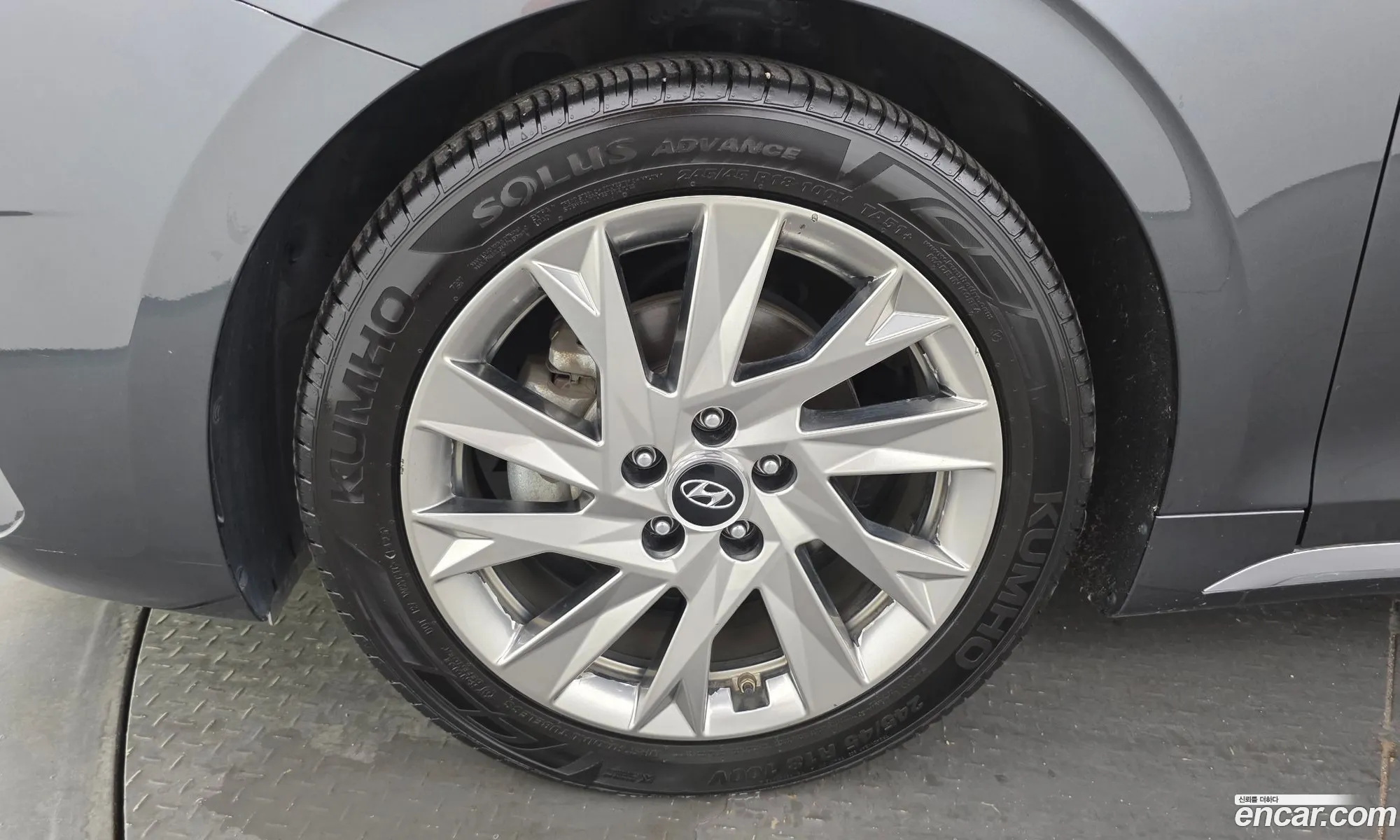 Hyundai Grandeur IG Hybrid