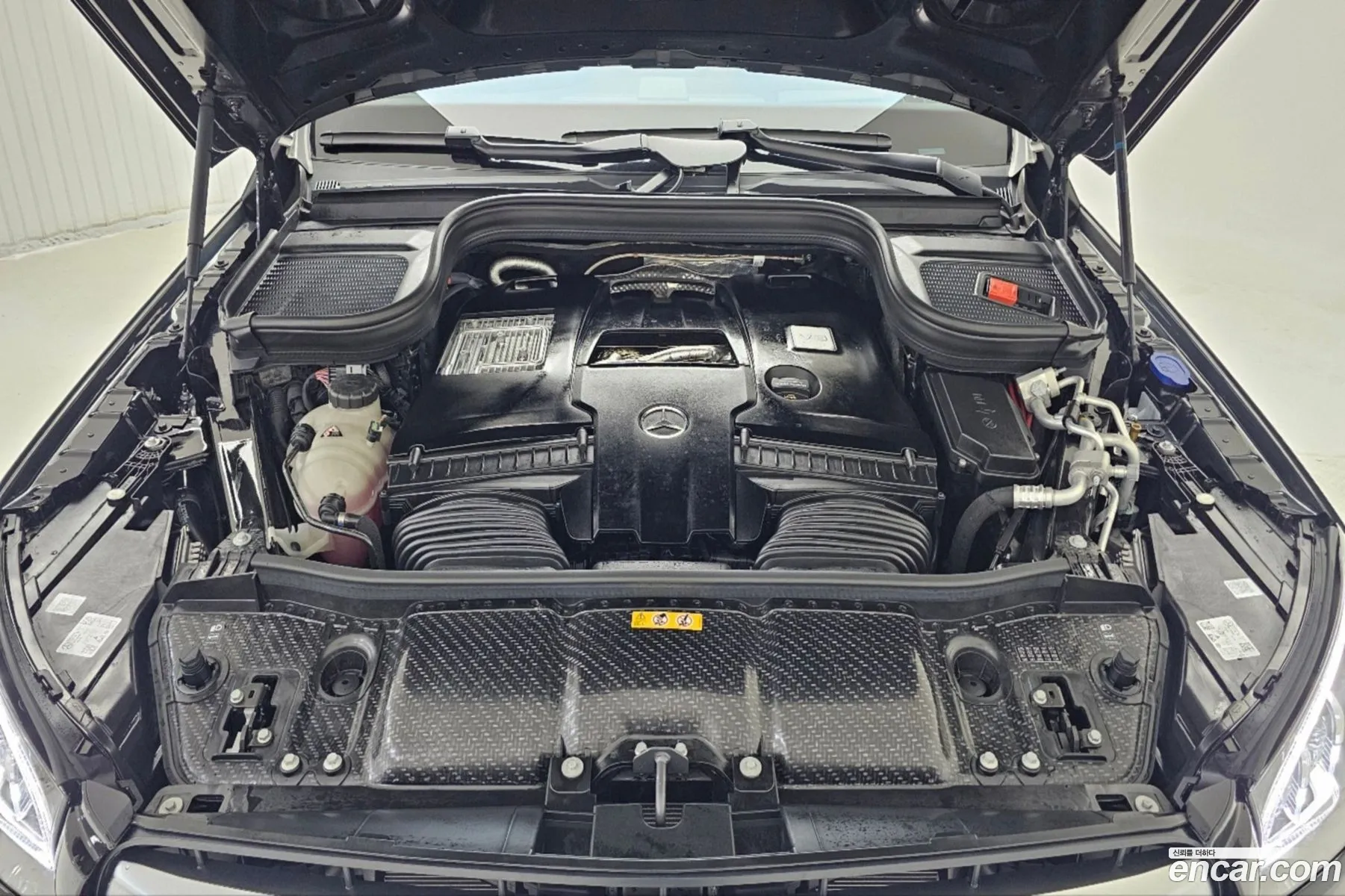 Mercedes-Benz GLS-Class X167 2025 — 12