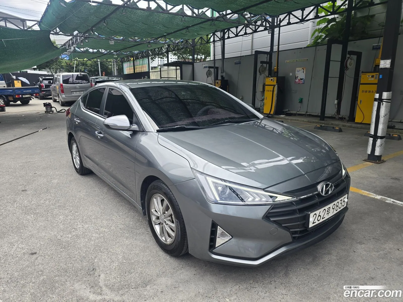 Hyundai Elantra AD 2018 — 12