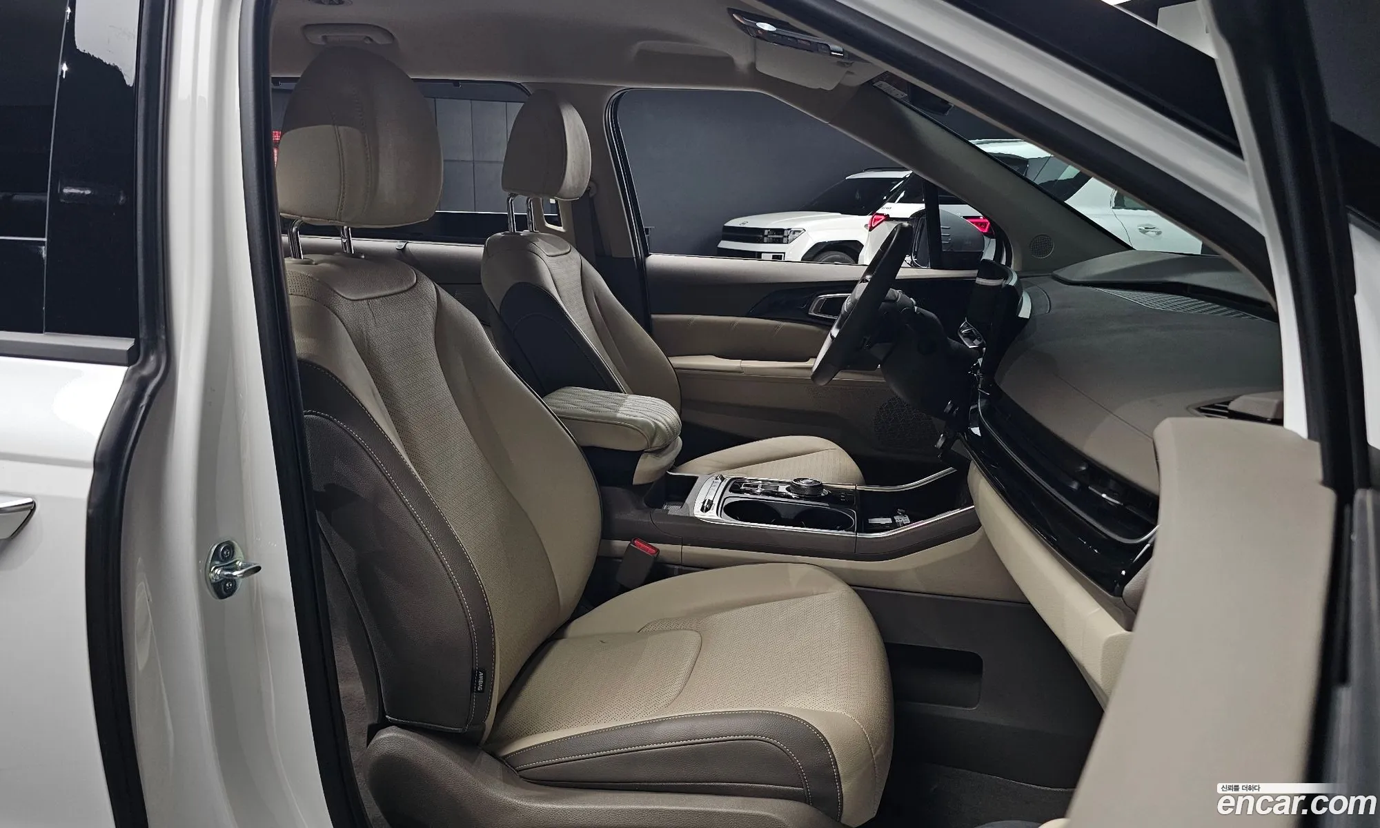 Kia Carnival 2025 — 12