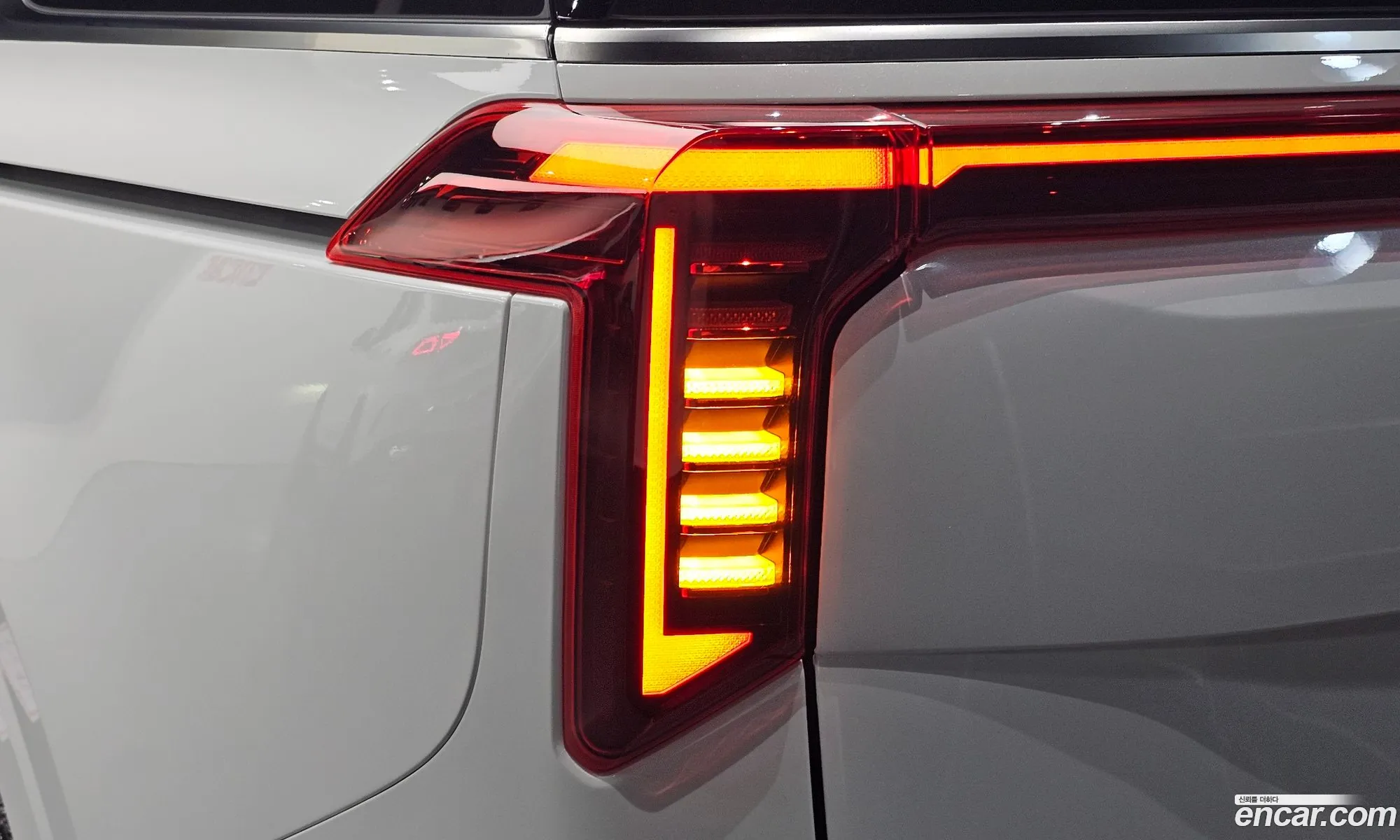 Kia Carnival 2025 — 6