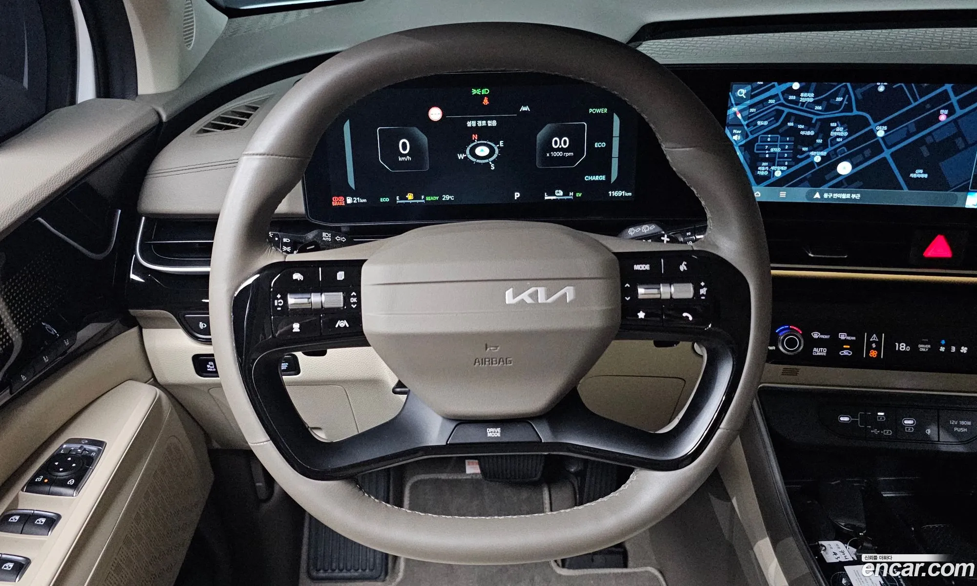 Kia Carnival 2025 — 16