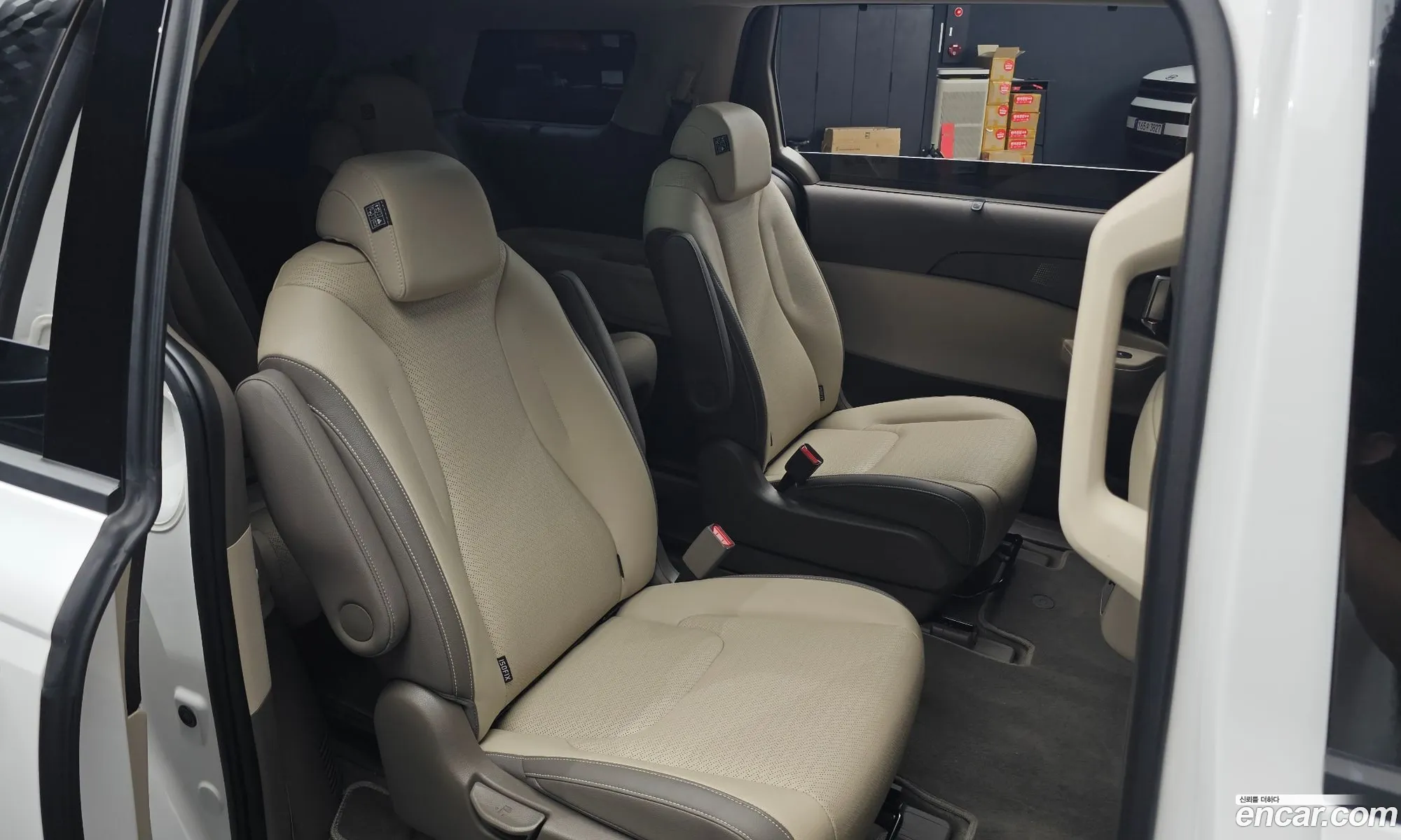Kia Carnival 2025 — 10
