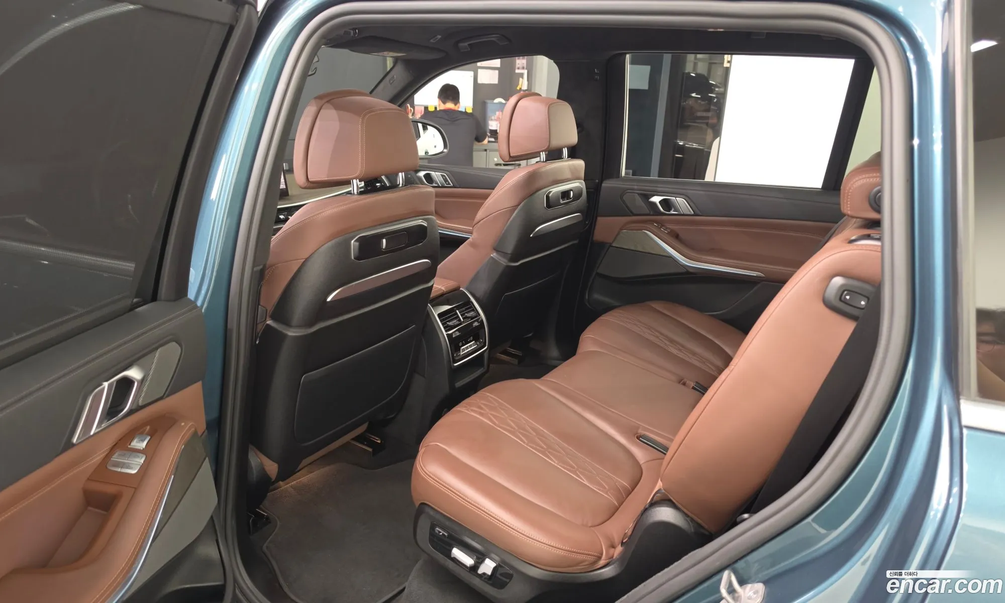 BMW X7 2023 WBA21EM0XP9P13522 — 21